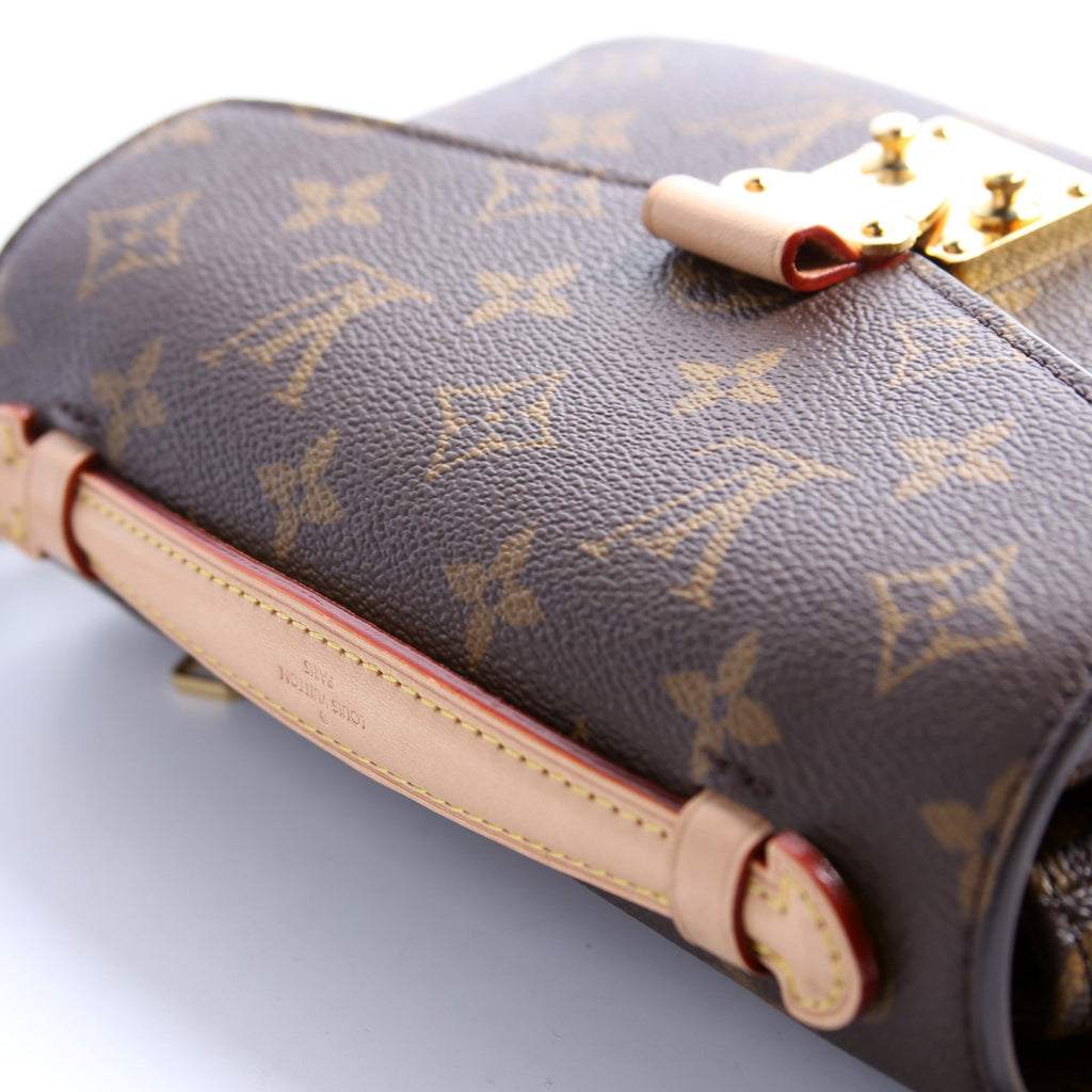 Pochette Metis East West Monogram
