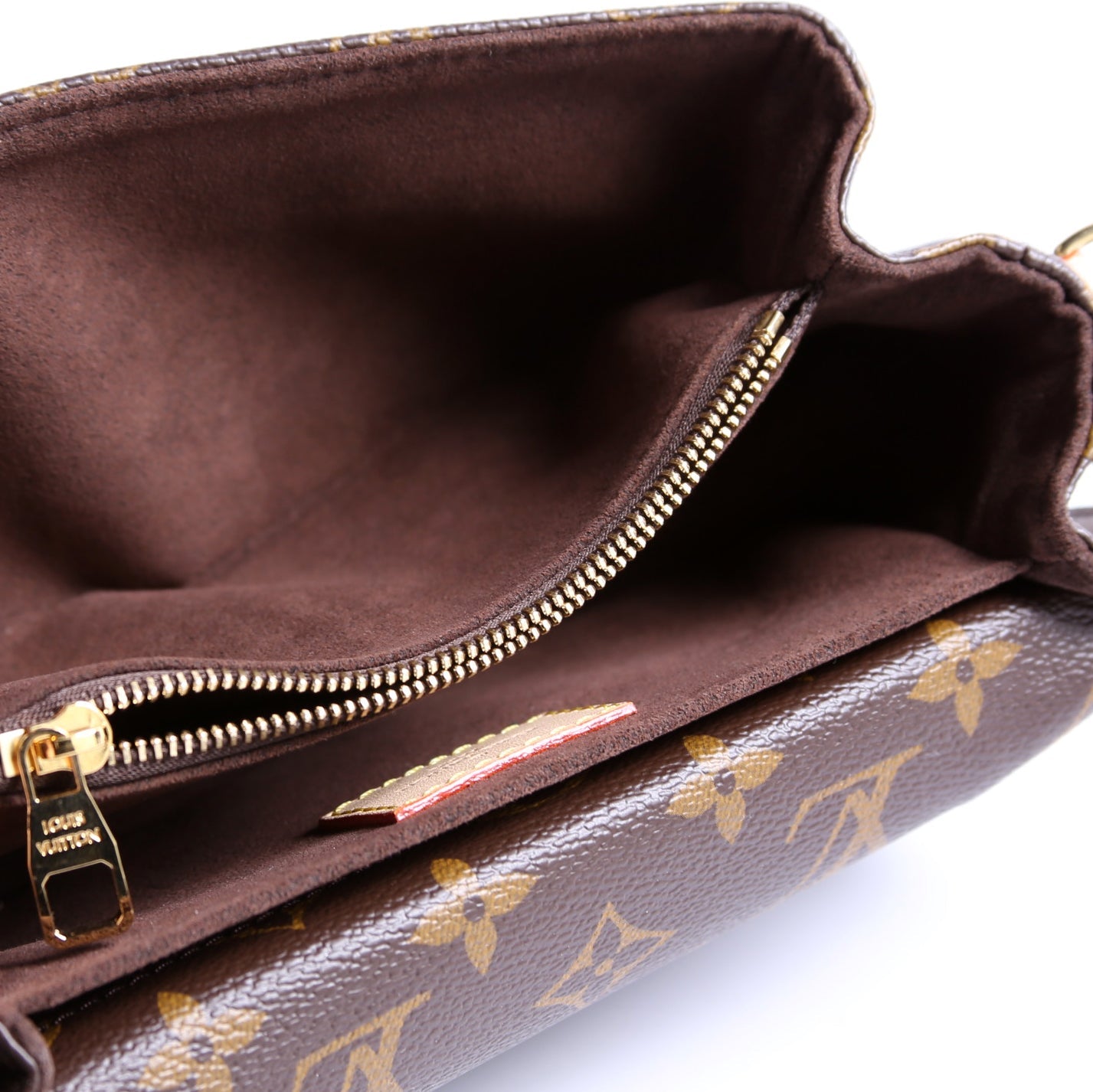 Pochette Metis East West Monogram