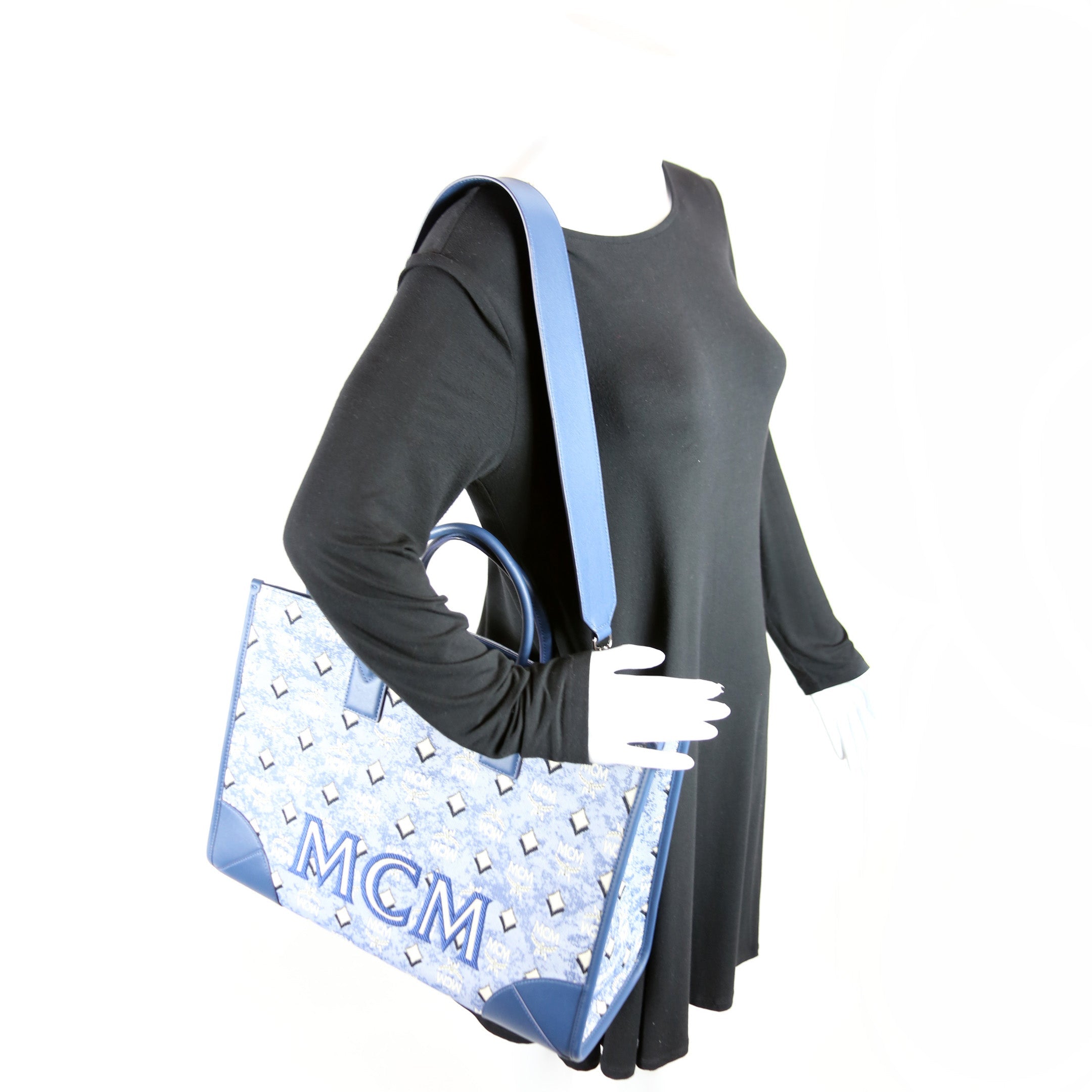Munchen Jacquard XLarge Tote Blue