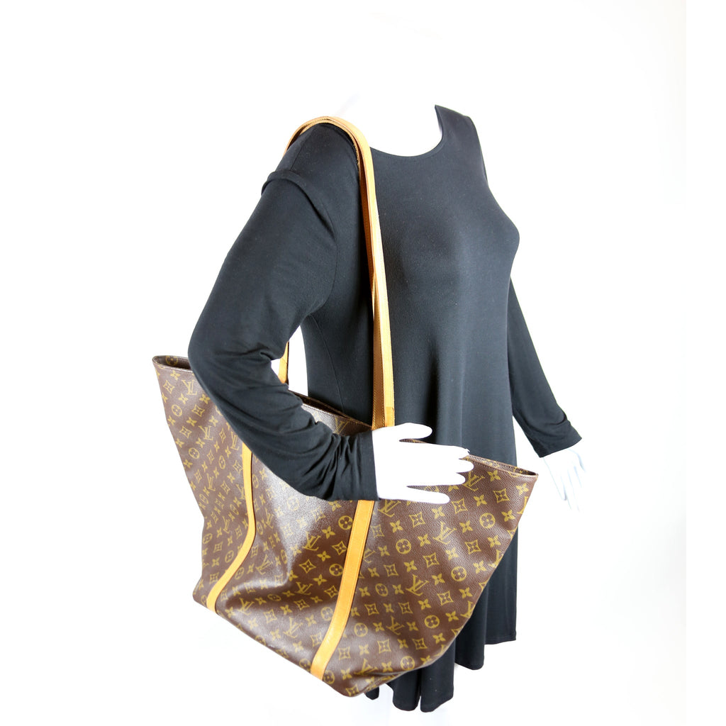 Sac Shopping Tote With Pouch Monogram