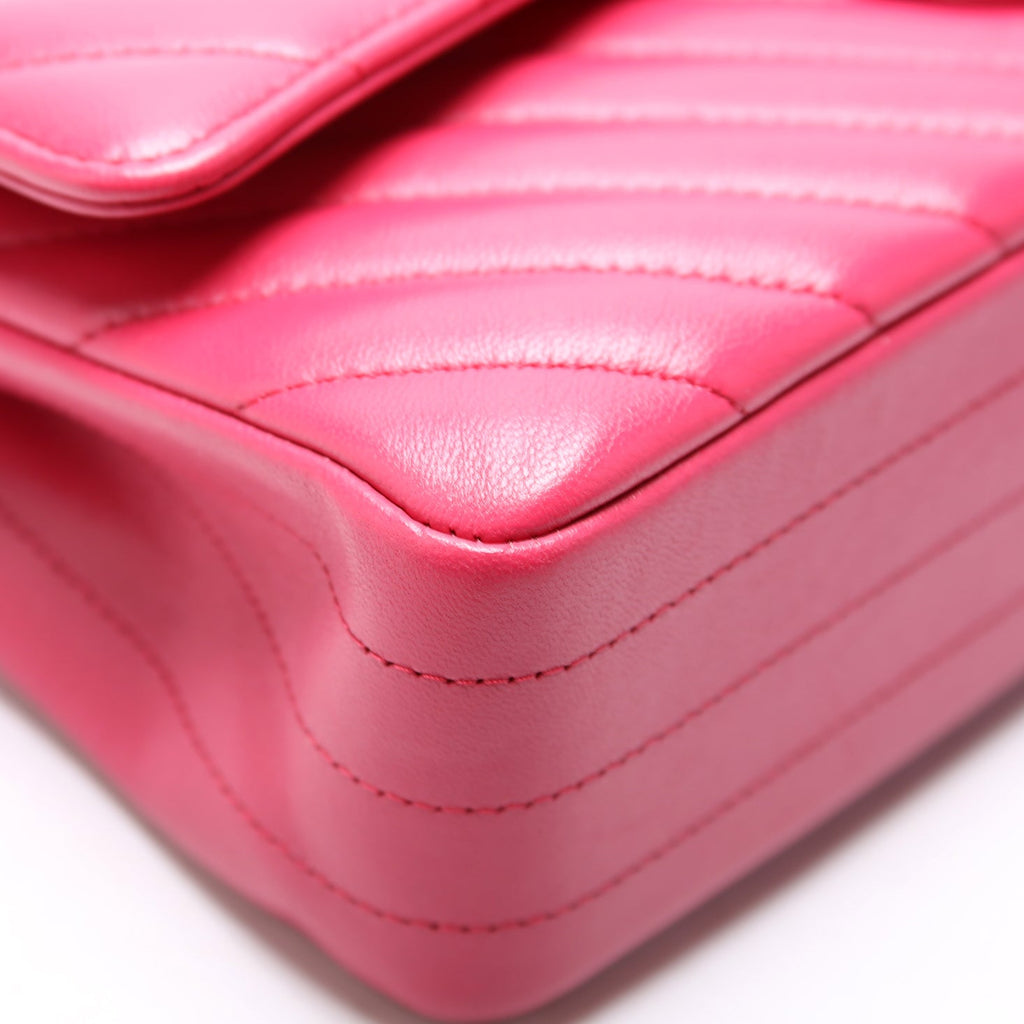 Classic Flap Medium Chevron Lambskin 29-32M Pink