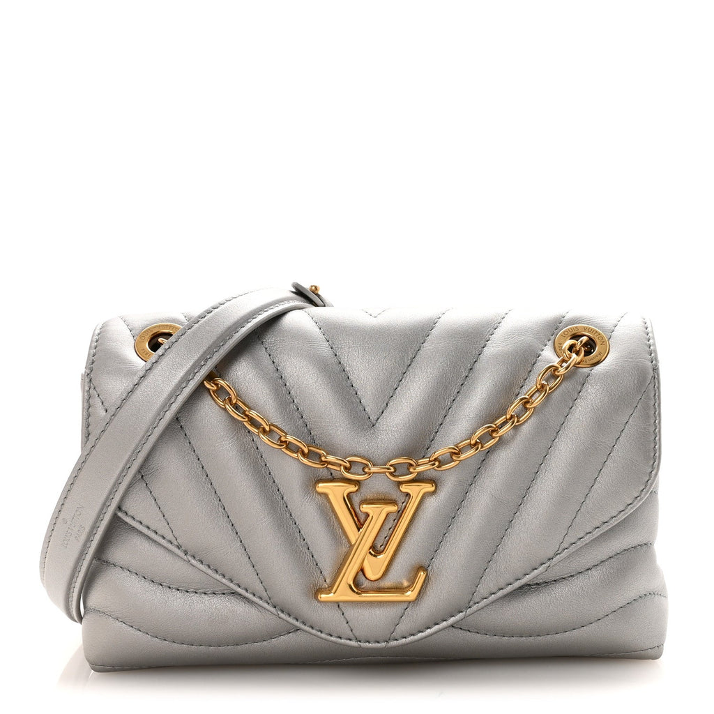 Louis Vuitton Metallic Calfskin New Wave Chain Bag MM NM Silver