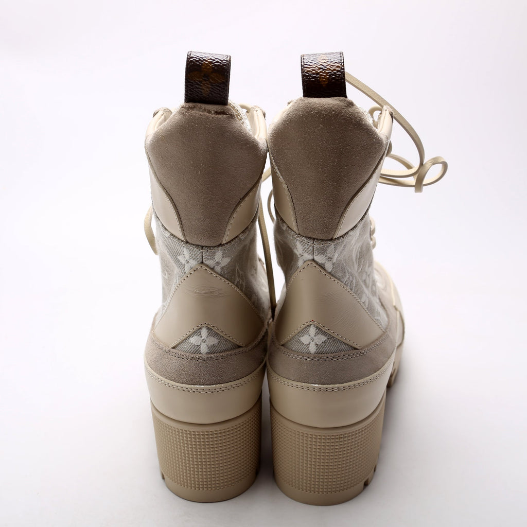 Laureate Desert Combat Boots Size 40 Cream