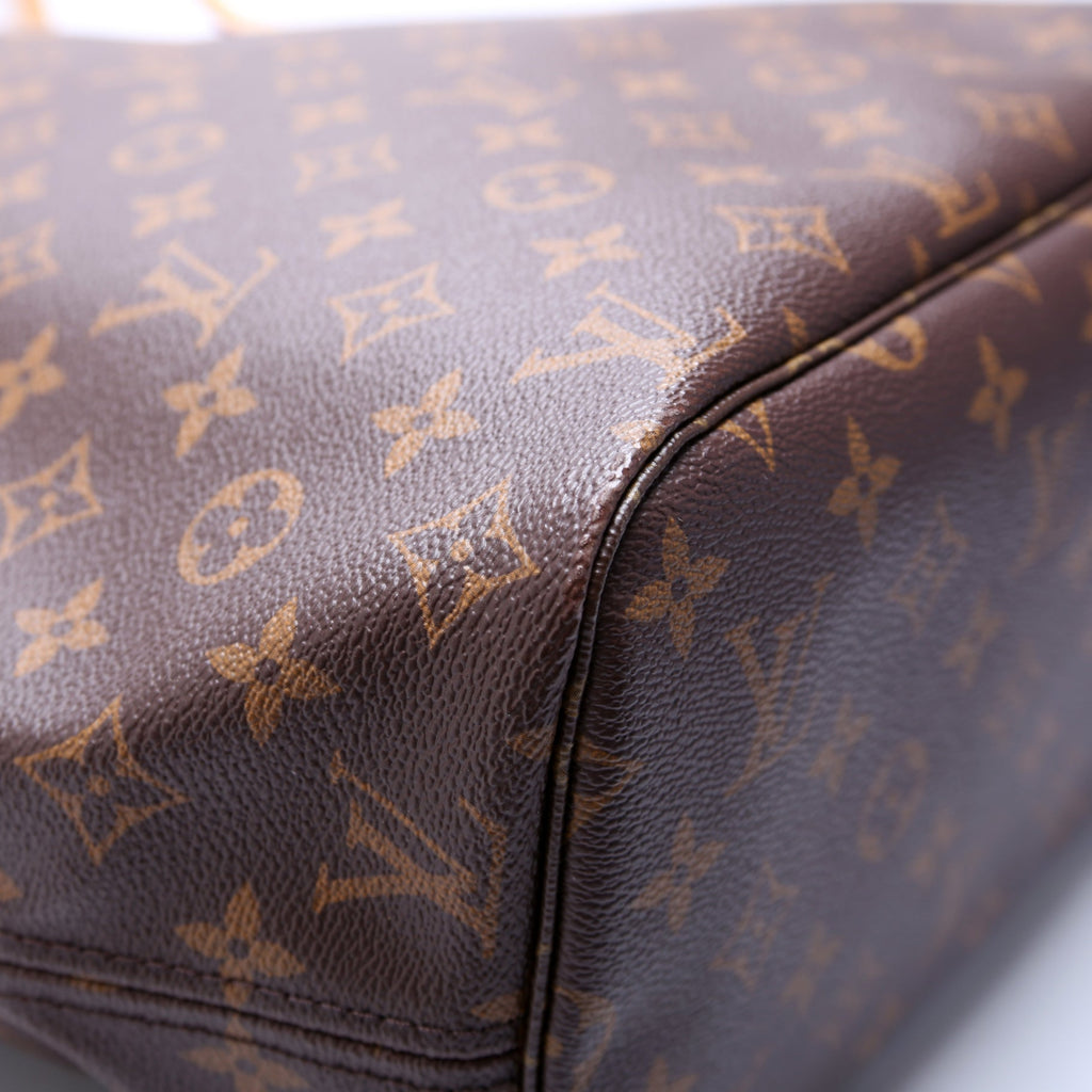 Neverfull MM Monogram Red