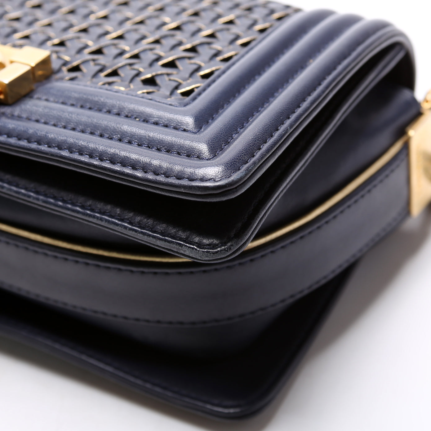 Boy Reverso Flap Small Braided Sheepskin 19M Navy
