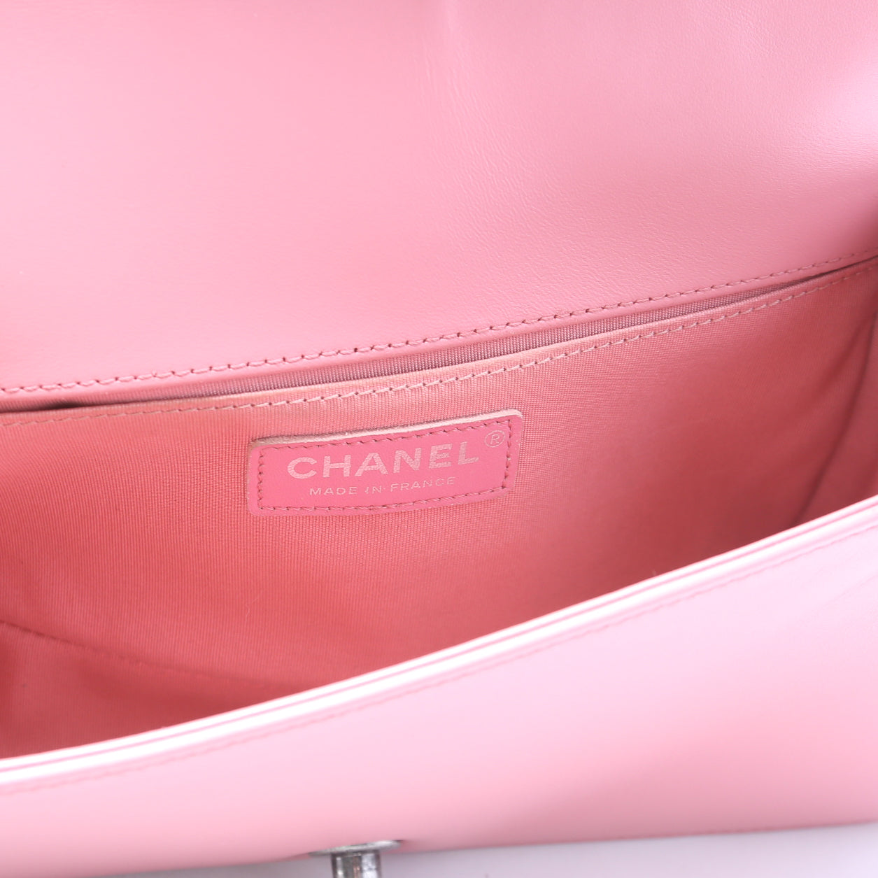 Boy Flap Medium Old Lambskin 15-20M Pink