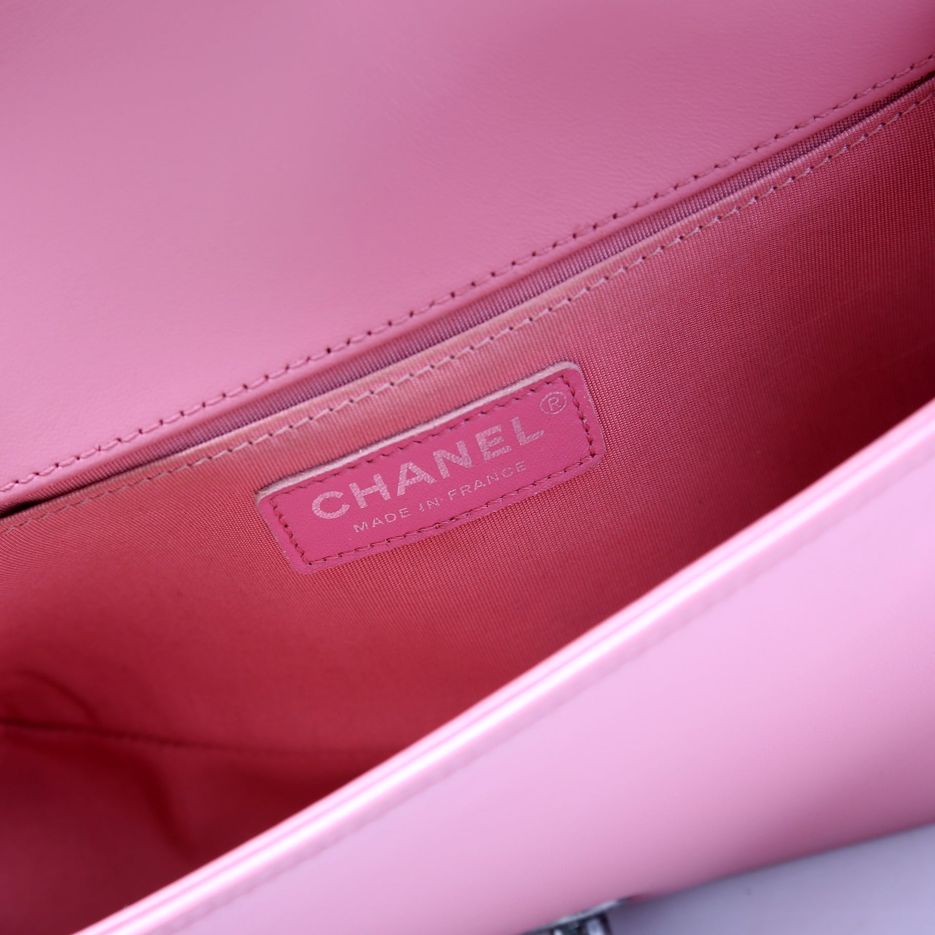 Boy Flap Medium Old Lambskin 15-20M Pink
