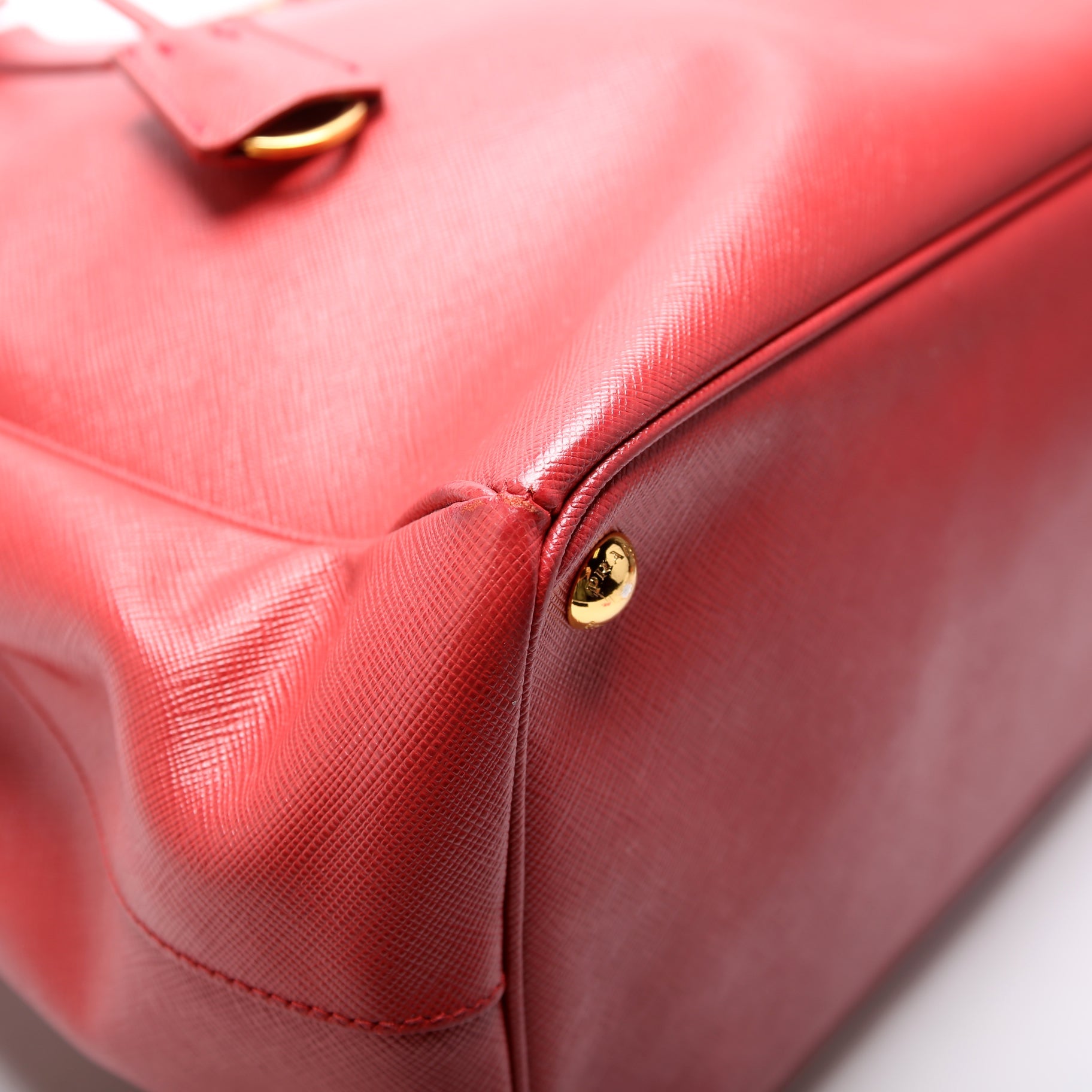 Saffiano Galleria Large Red