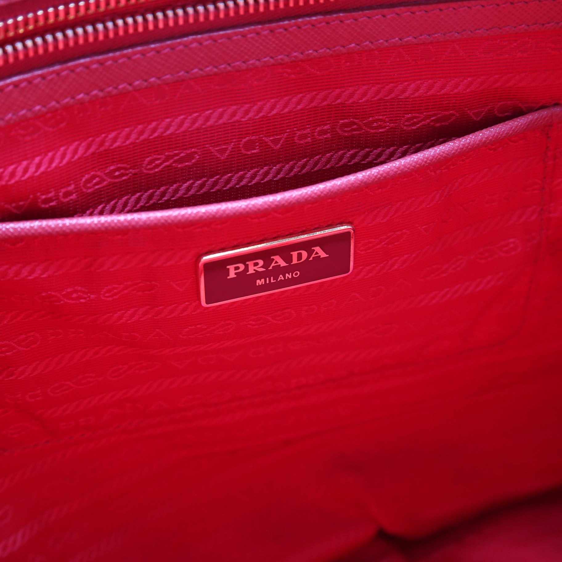 Saffiano Galleria Large Red