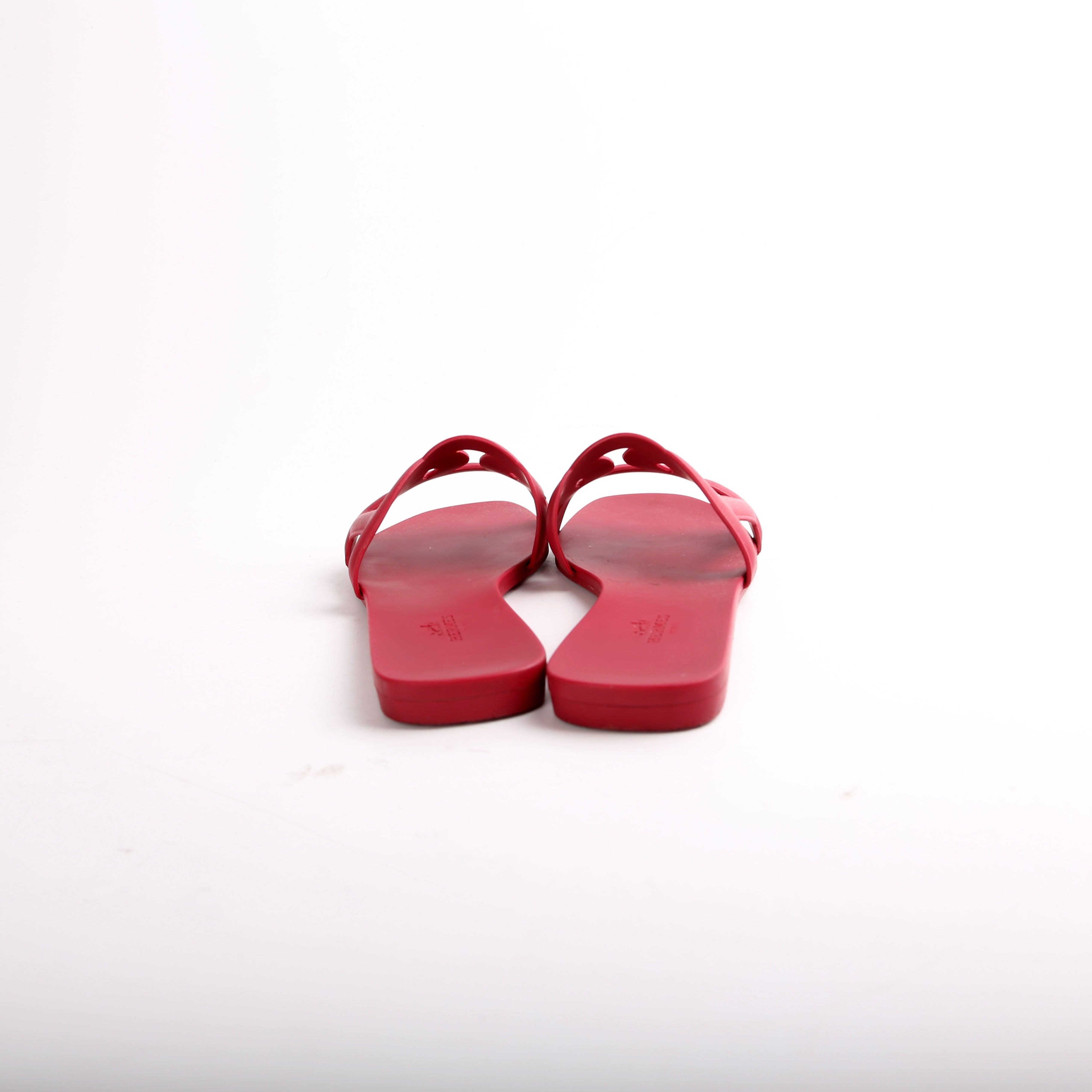 Hermes Aloha Sandals Size 37