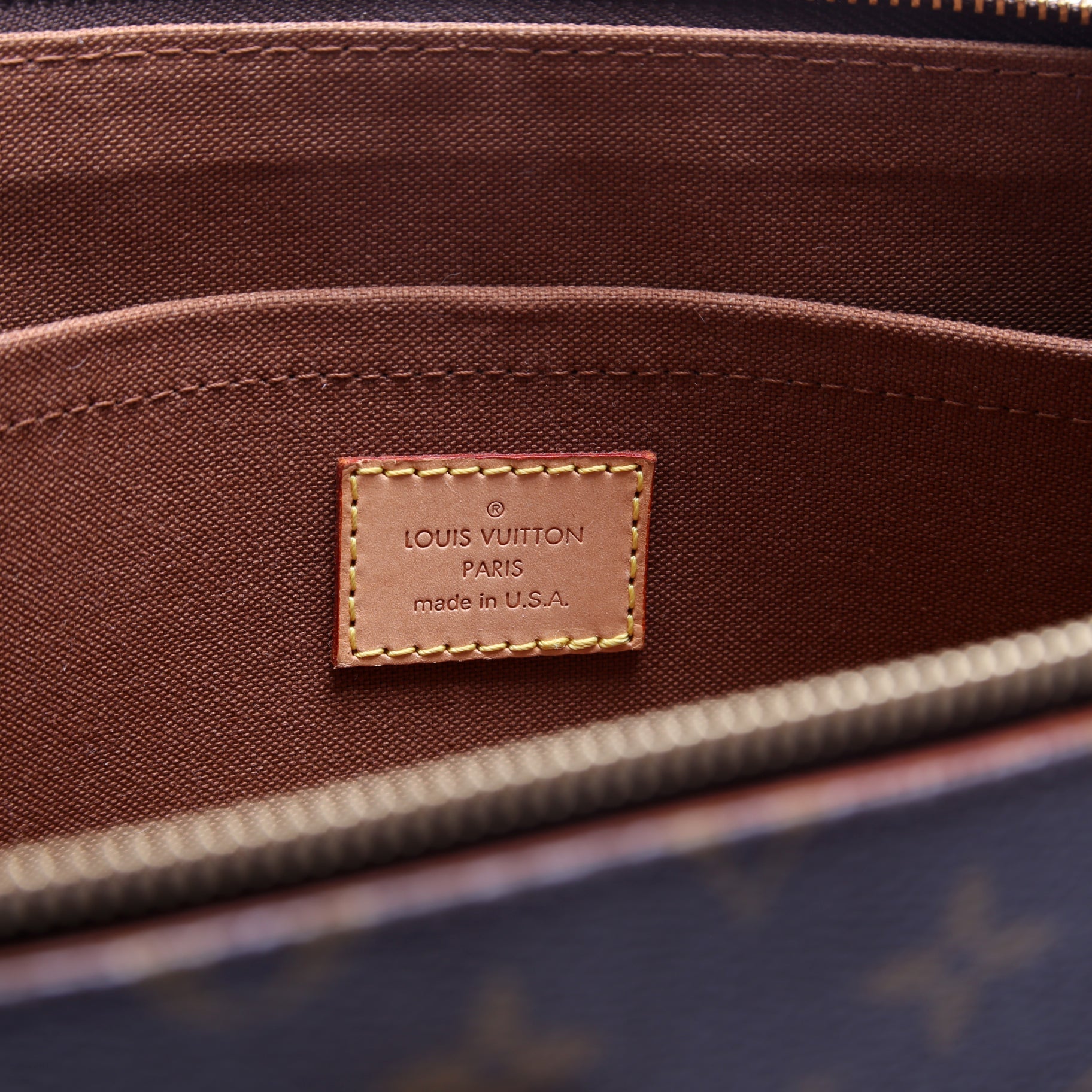 Popincourt Long Monogram