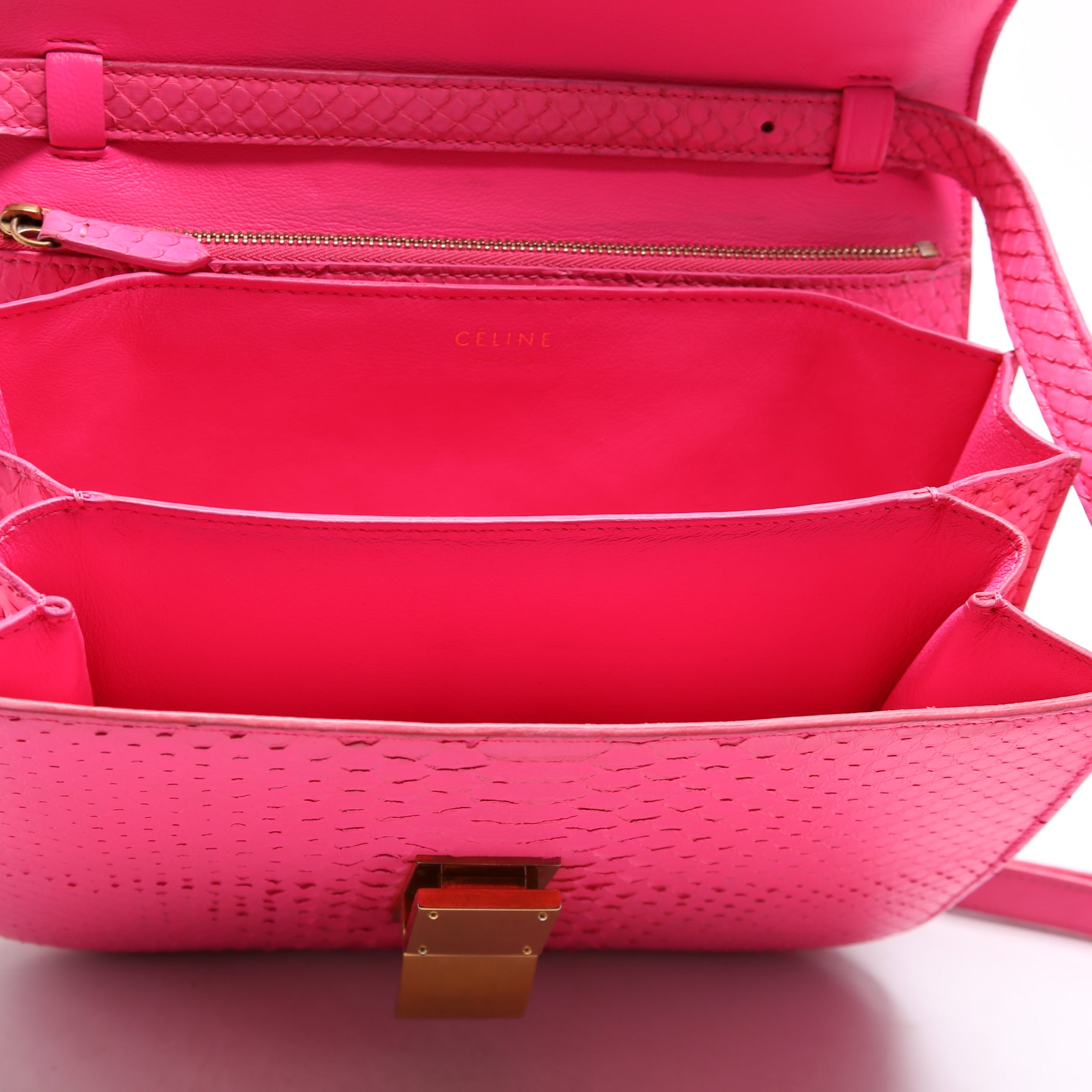 Classic Box Bag Python Medium Pink