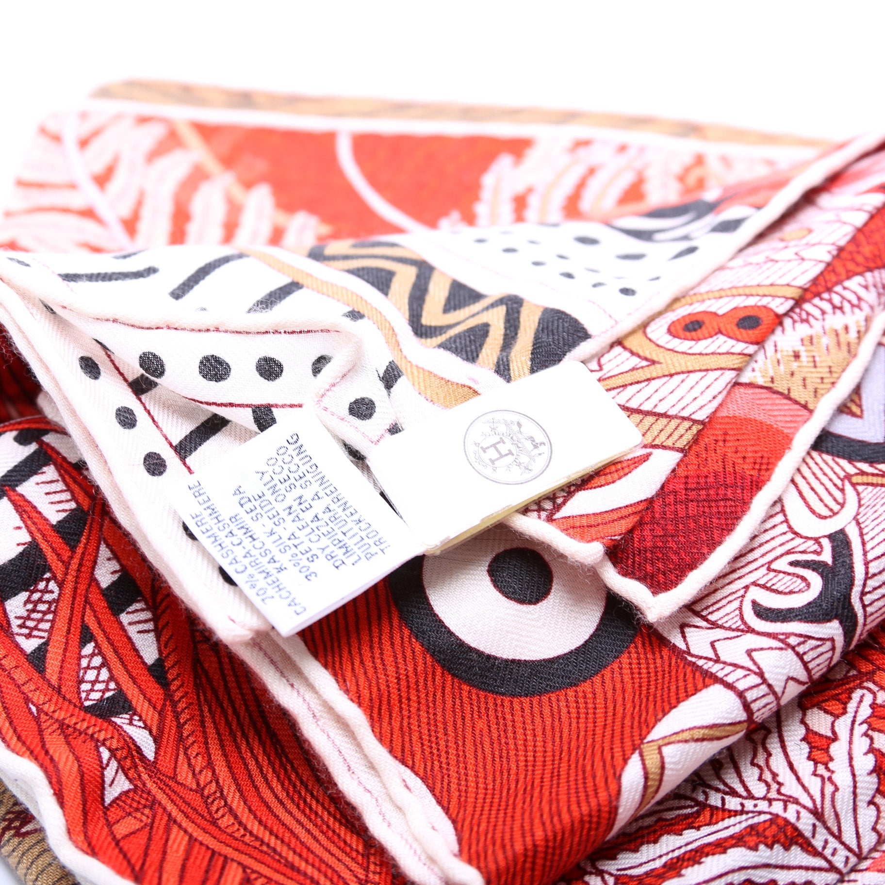 Acte III Scene I La Clairier 140CM Cashmere/Silk Scarf Red