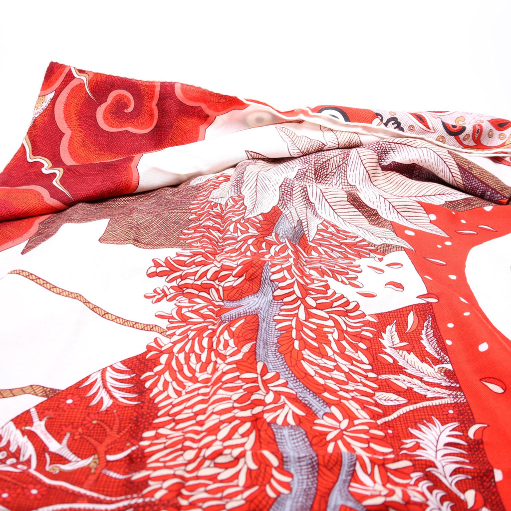Acte III Scene I La Clairier 140CM Cashmere/Silk Scarf Red