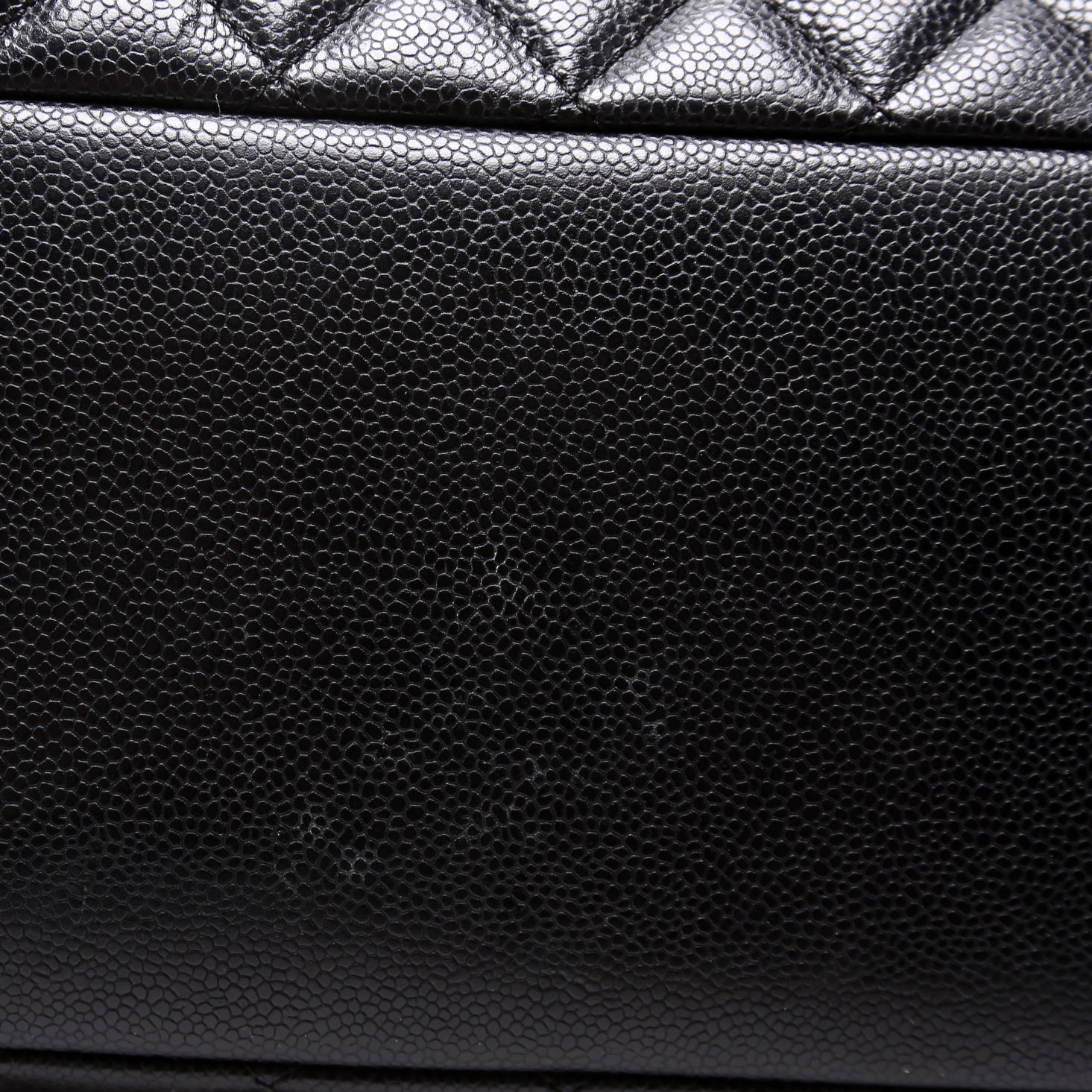 Grand Shopping Tote Caviar Black