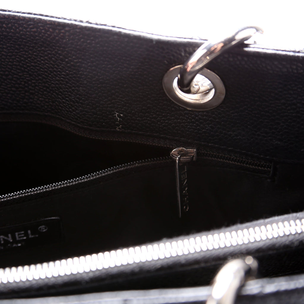 Grand Shopping Tote Caviar Black
