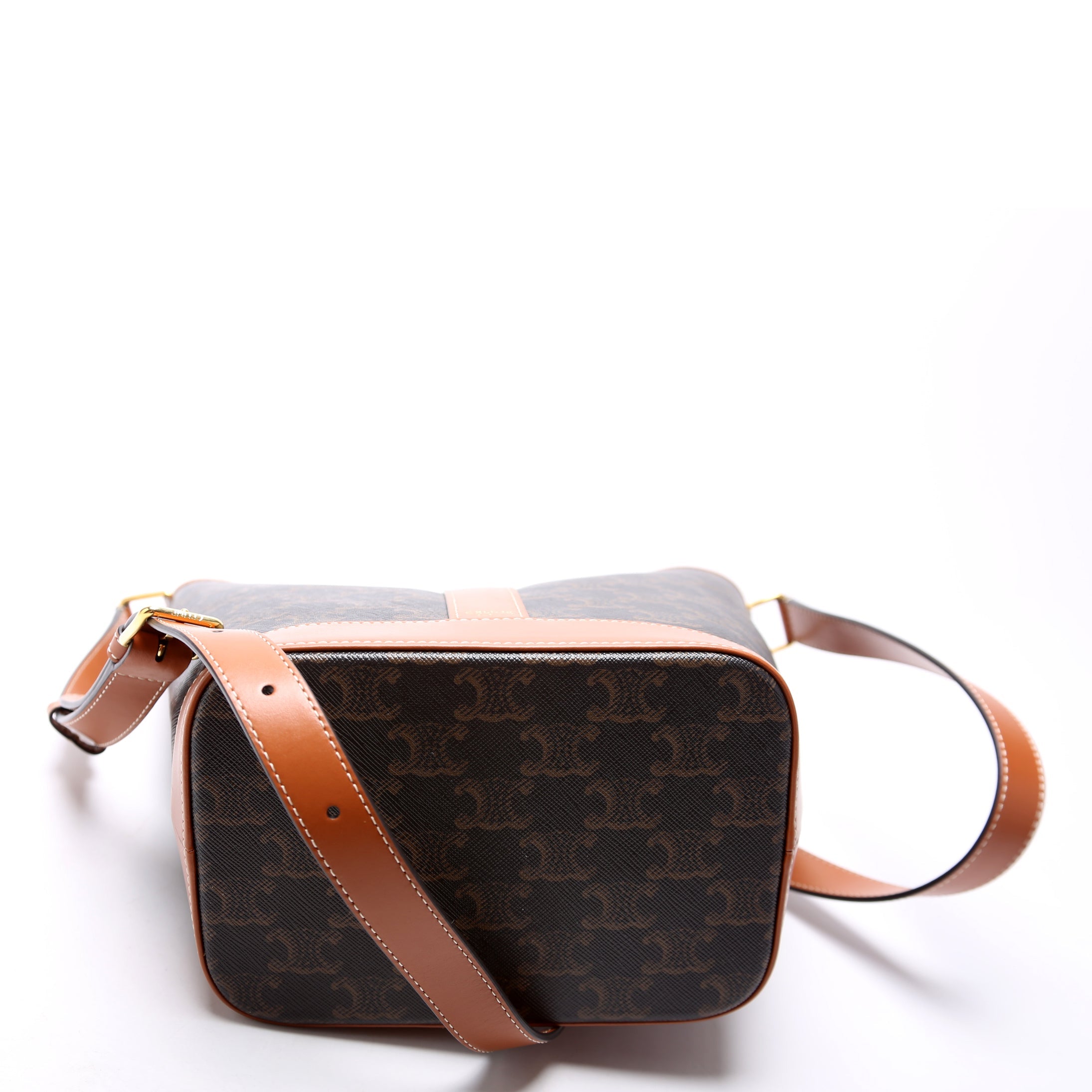Triomphe Small Bucket Bag Brown