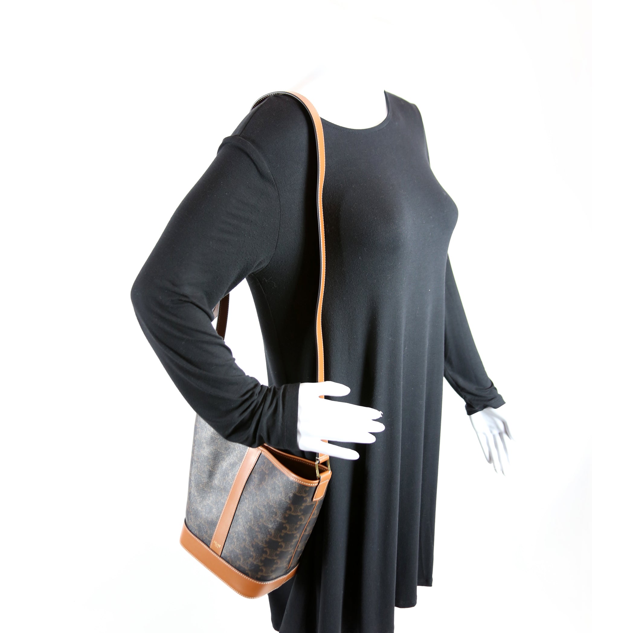 Triomphe Small Bucket Bag Brown