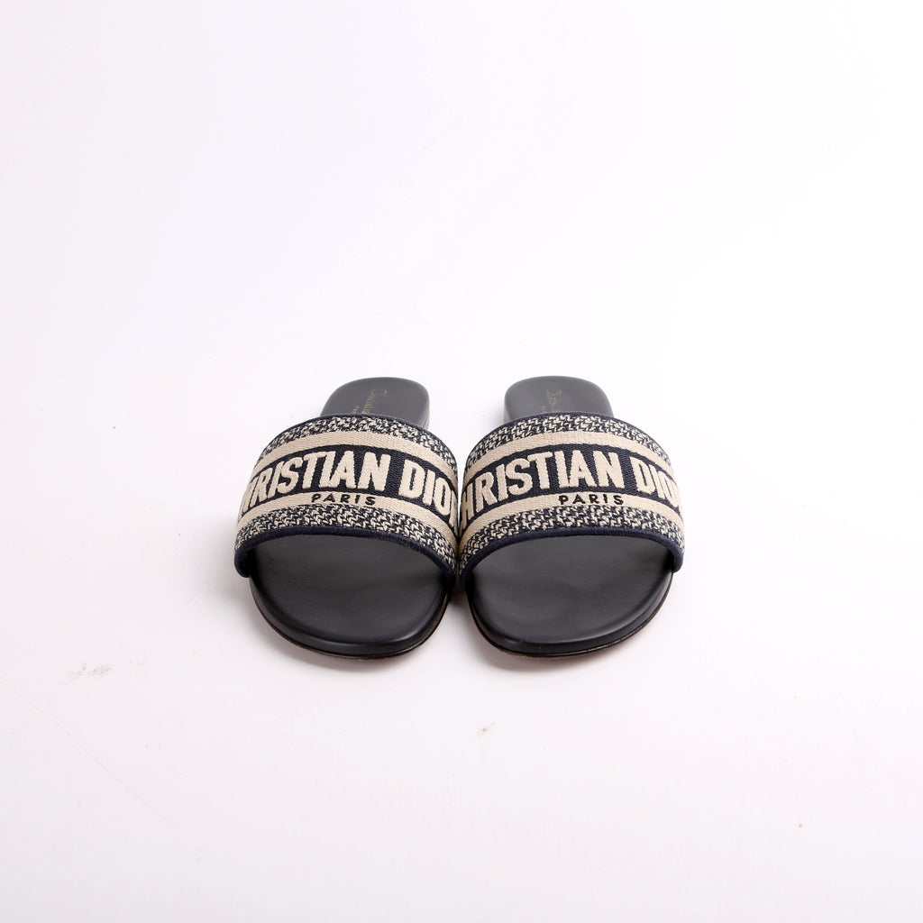 Dway Slides Size 40