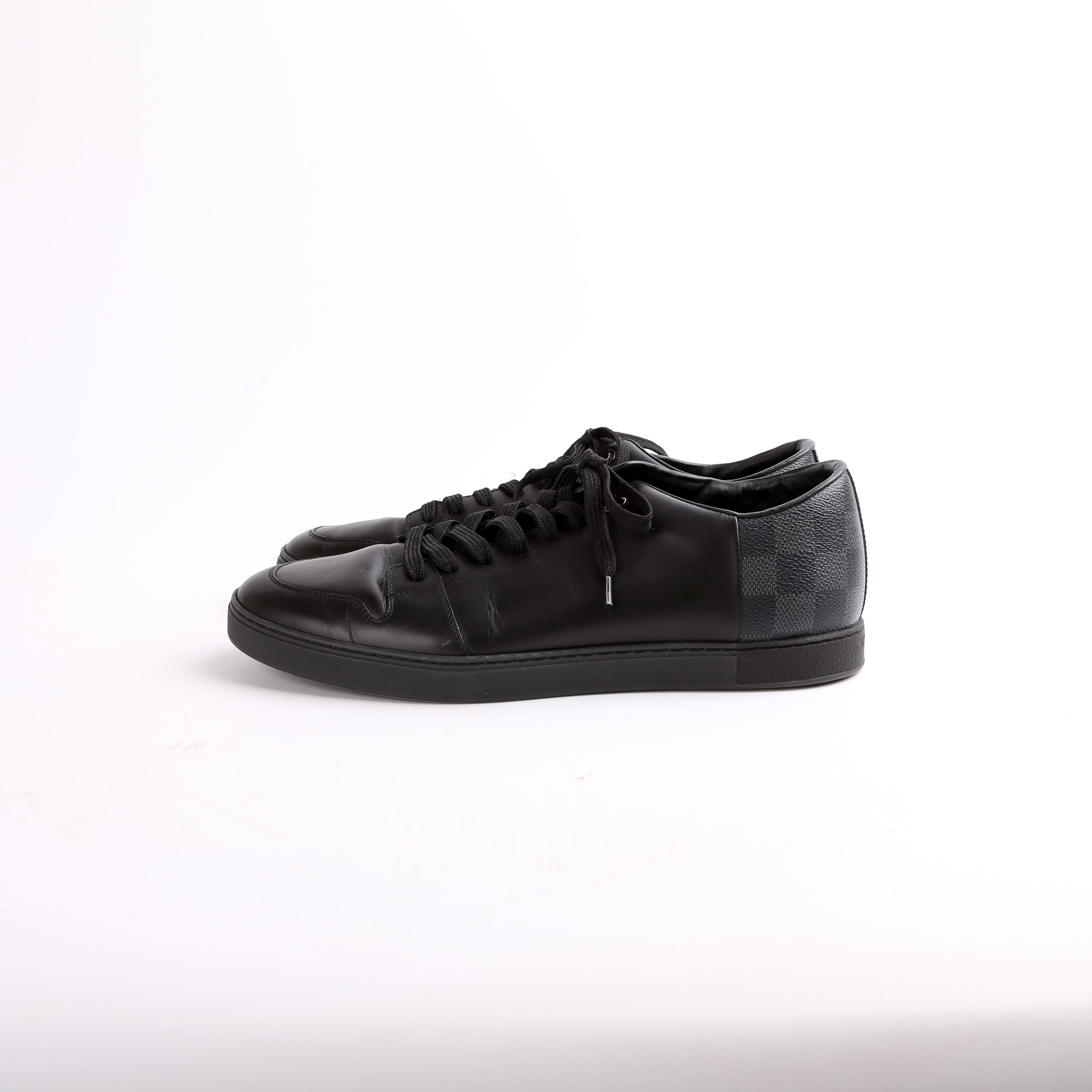 Calfskin Damier Graphite Sneakers Mens Size 7 (Womens 39)