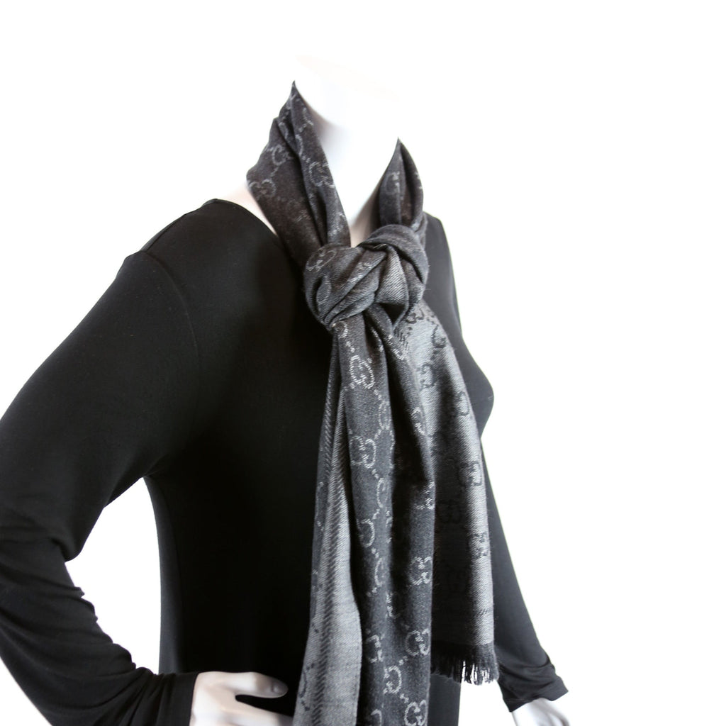 508313 GG Wool Scarf Grey