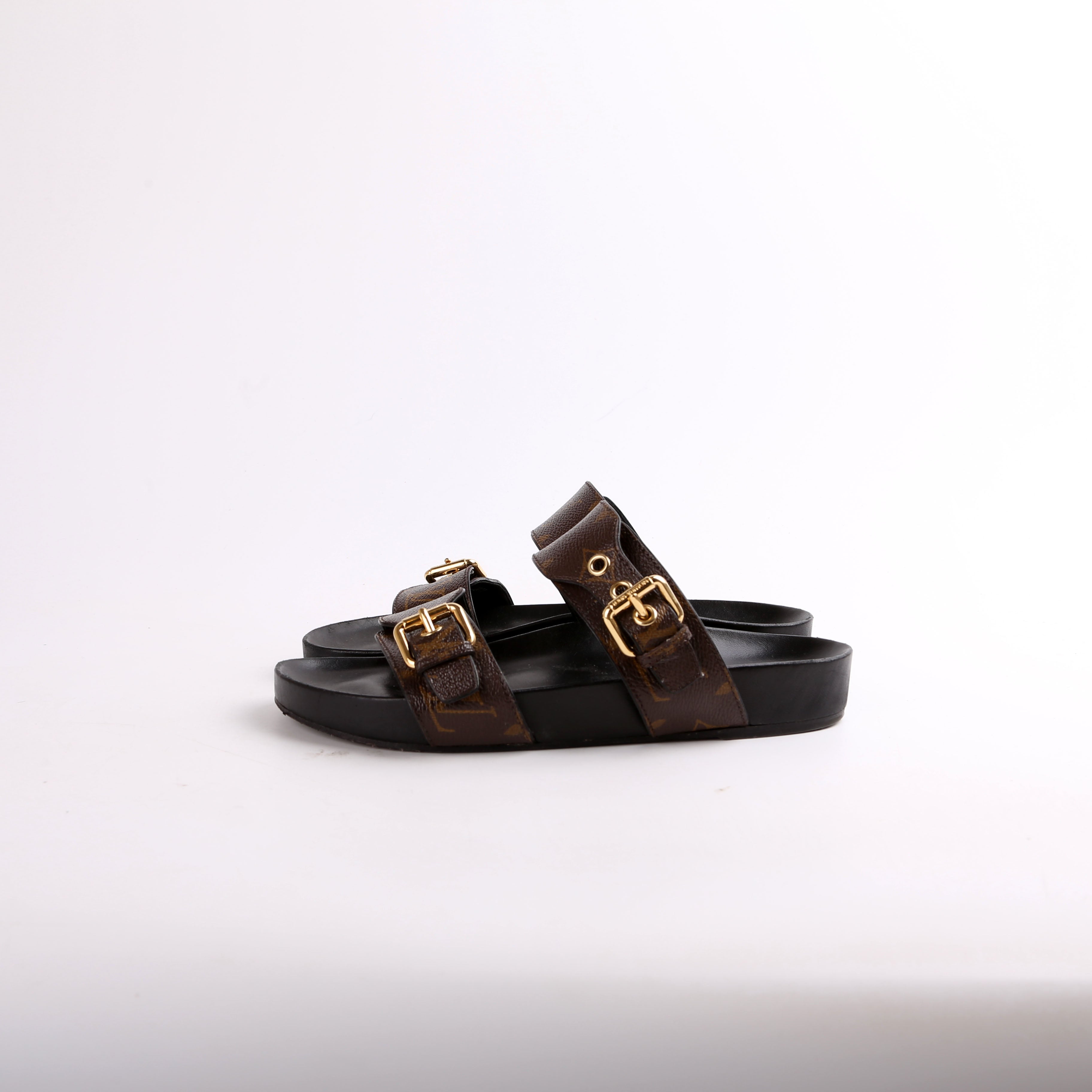 Bom Dia Slides Size 38