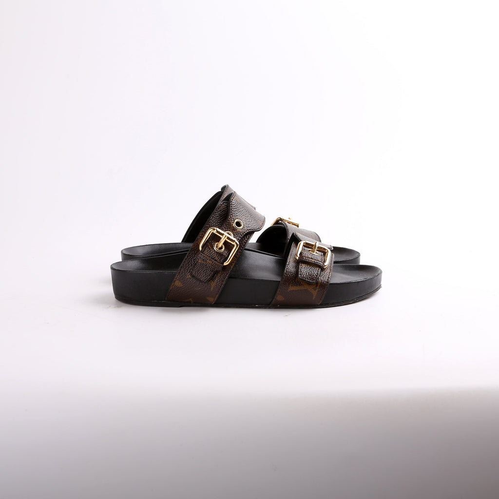 Bom Dia Slides Size 38
