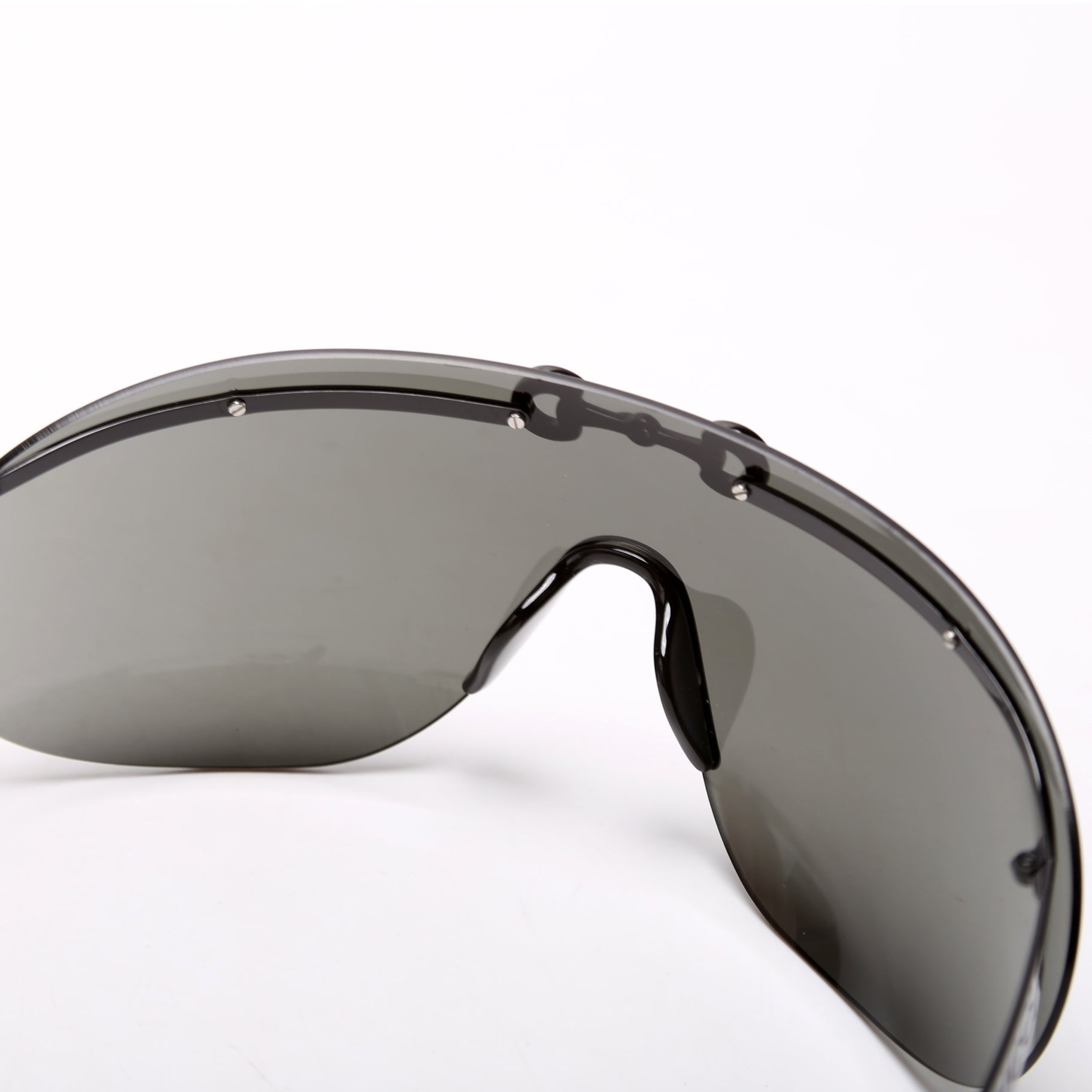 GG1656S Horsebit Shield Sunglasses Black