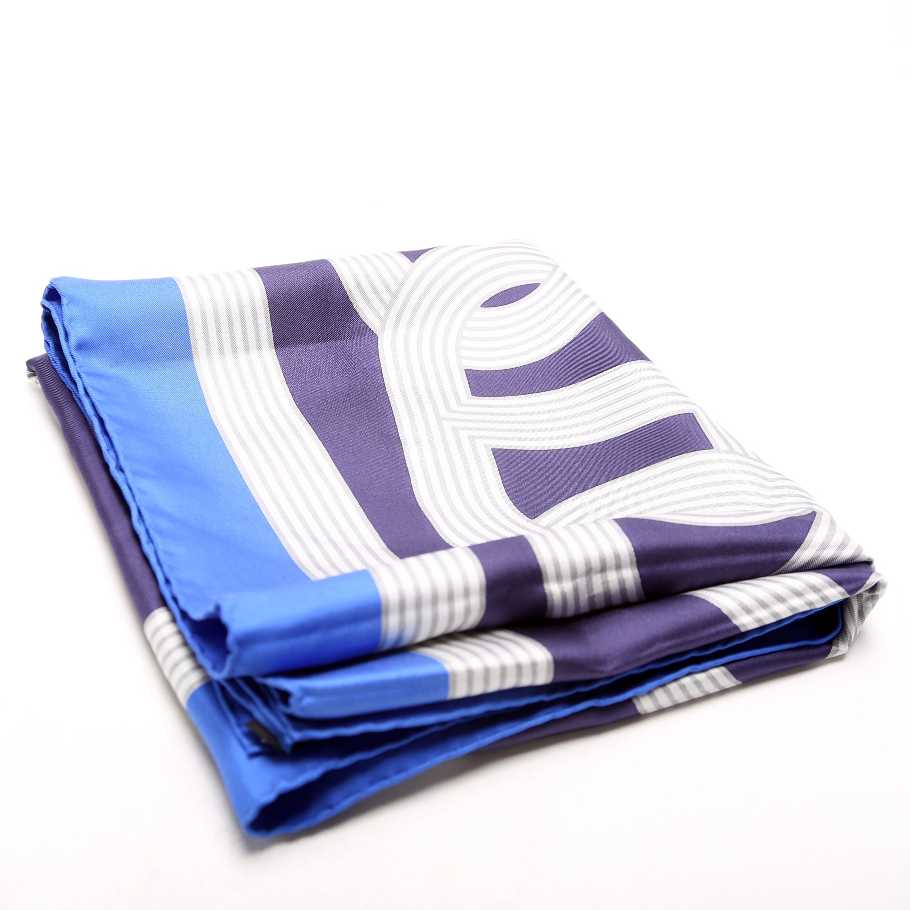 Circuit 24 Faubourg 90CM Silk Scarf Blue/Multicolor