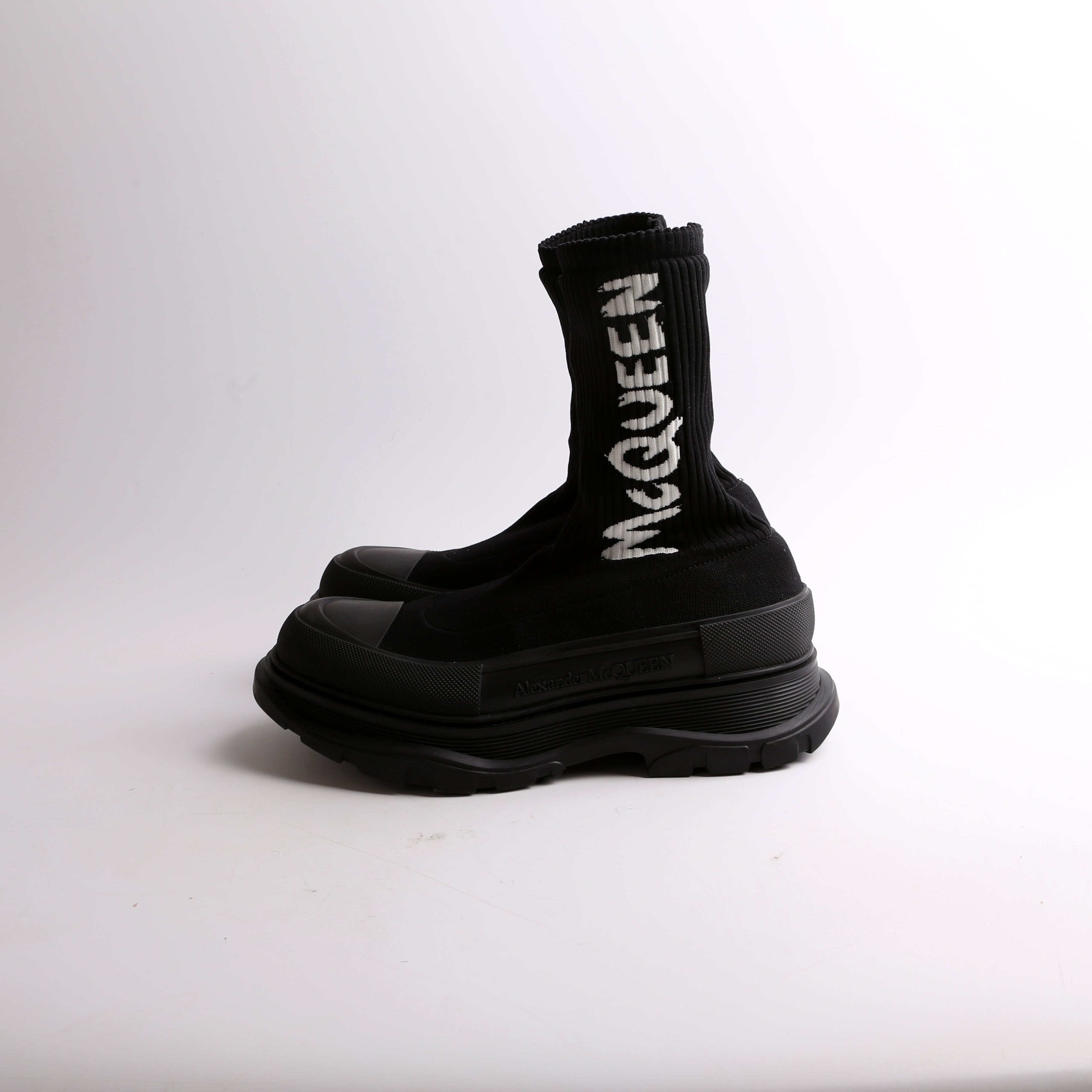 Tread Logo Sock Sneakers Size 40