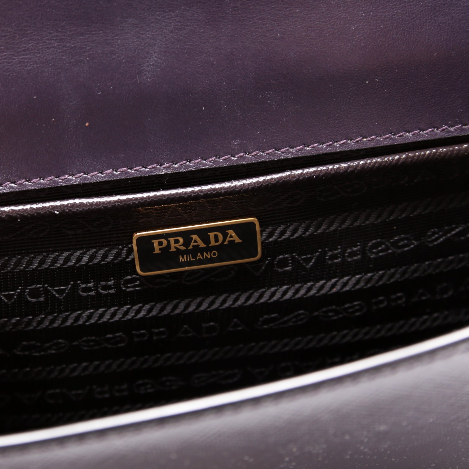 1BD133 Saffiano Chain Crossbody Plum