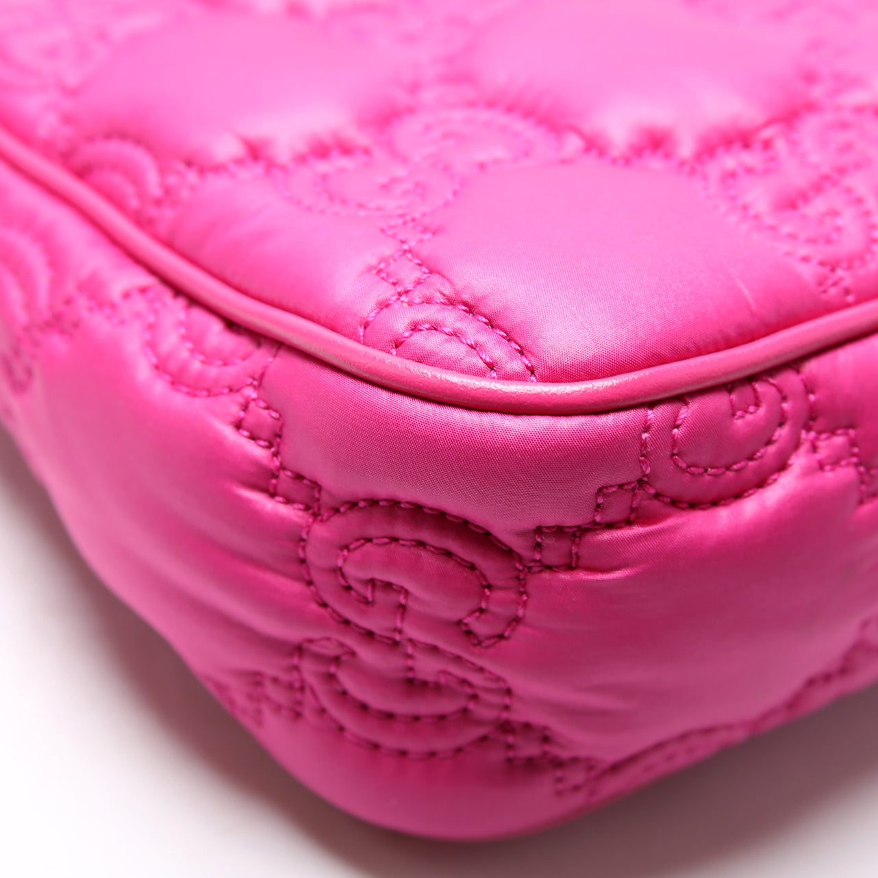 735049 GG Nylon Shoulder Bag Pink