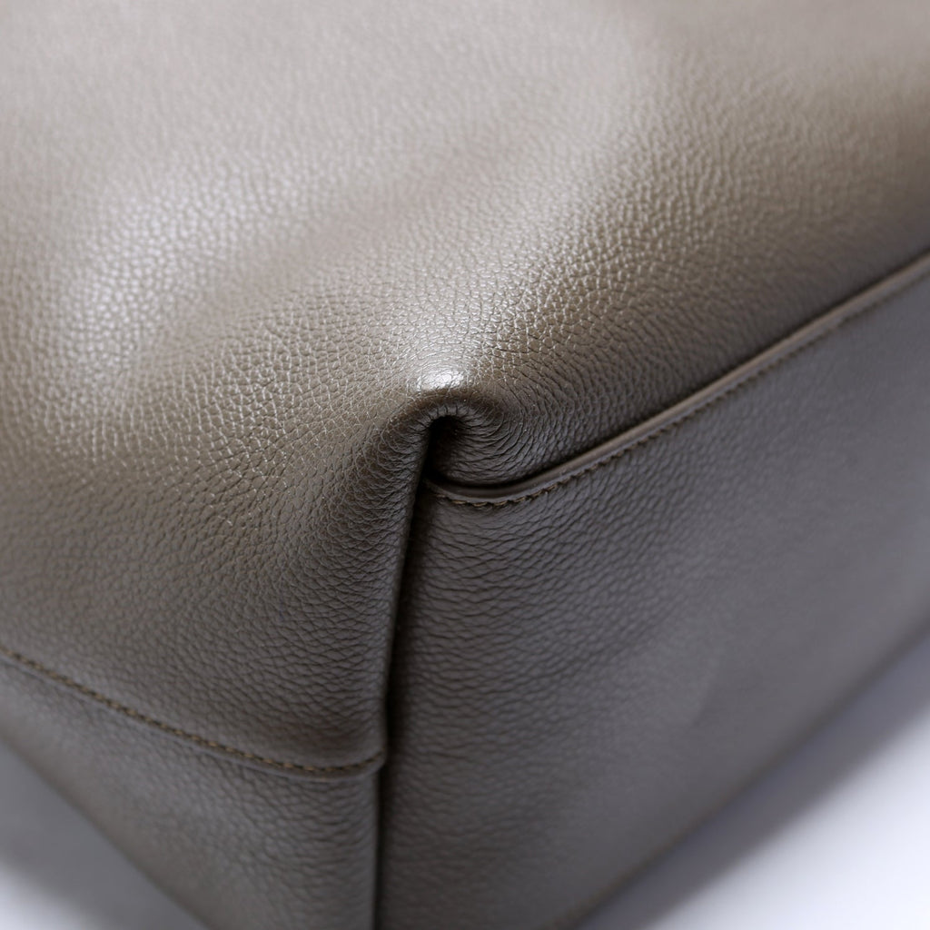Bold Shopping Tote Grain Leather Green