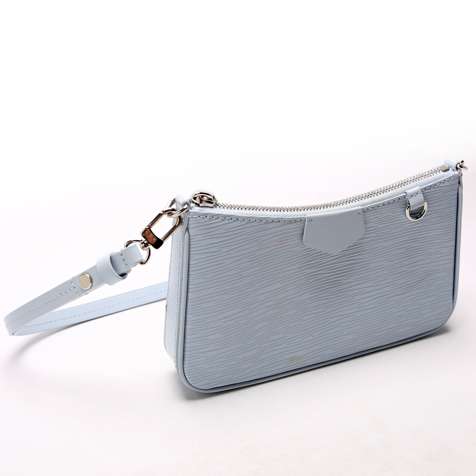 Easy Pouch On Strap Epi Blue
