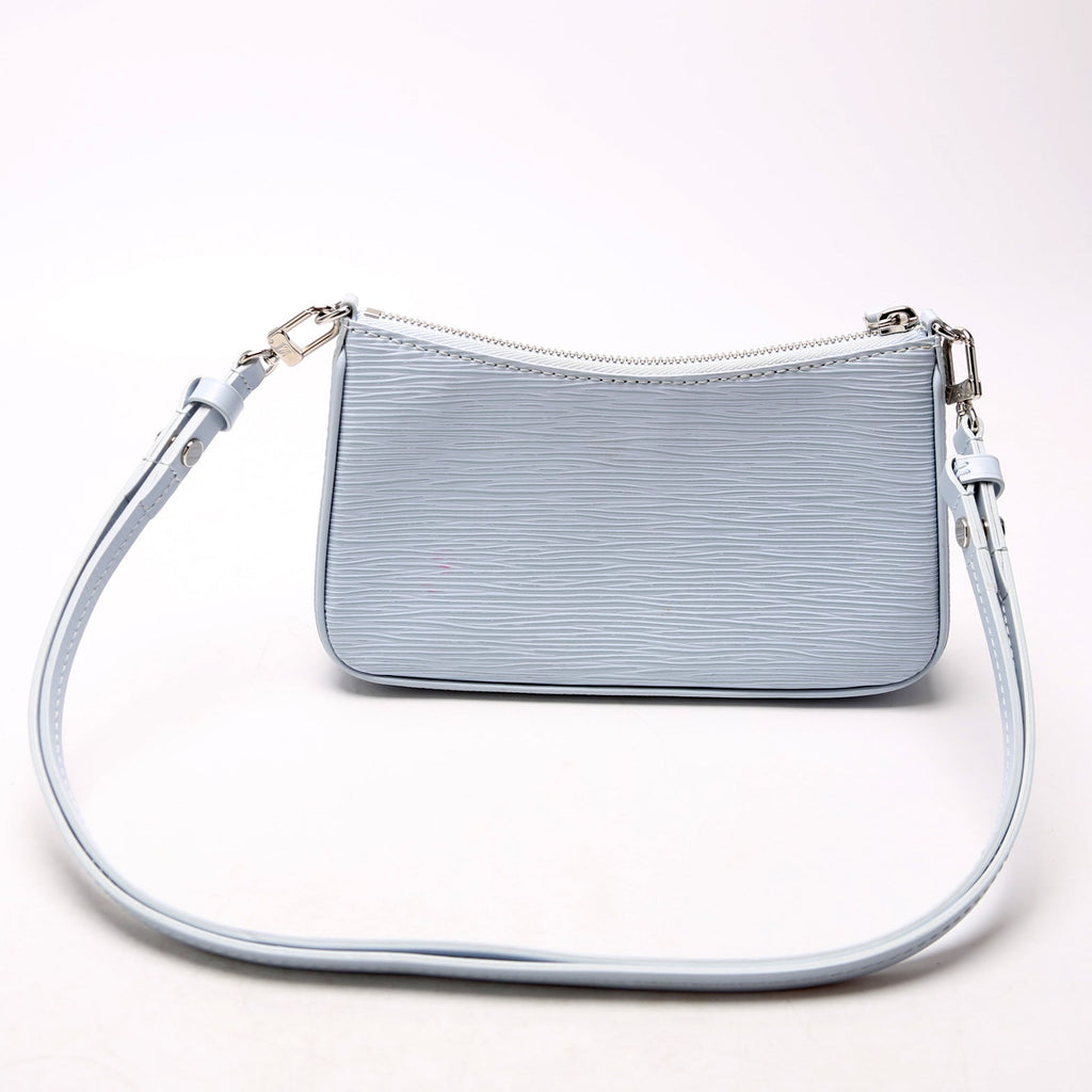 Easy Pouch On Strap Epi Blue