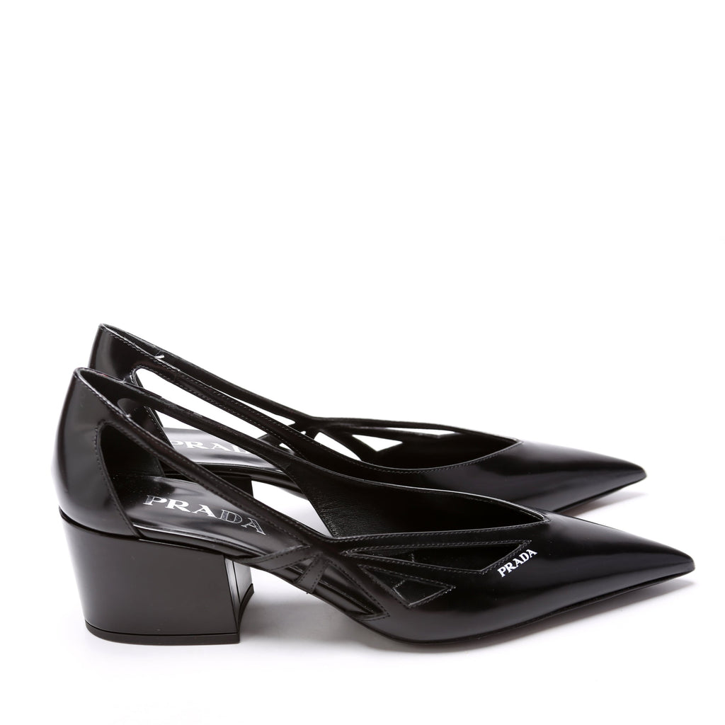 Brushed Leather Cut-Out 55MM Pumps Size 38 Black