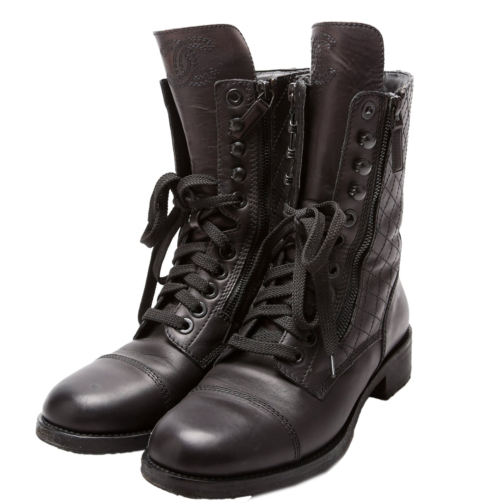 CC Quilted Calfskin Combat Boots Size 39 Black
