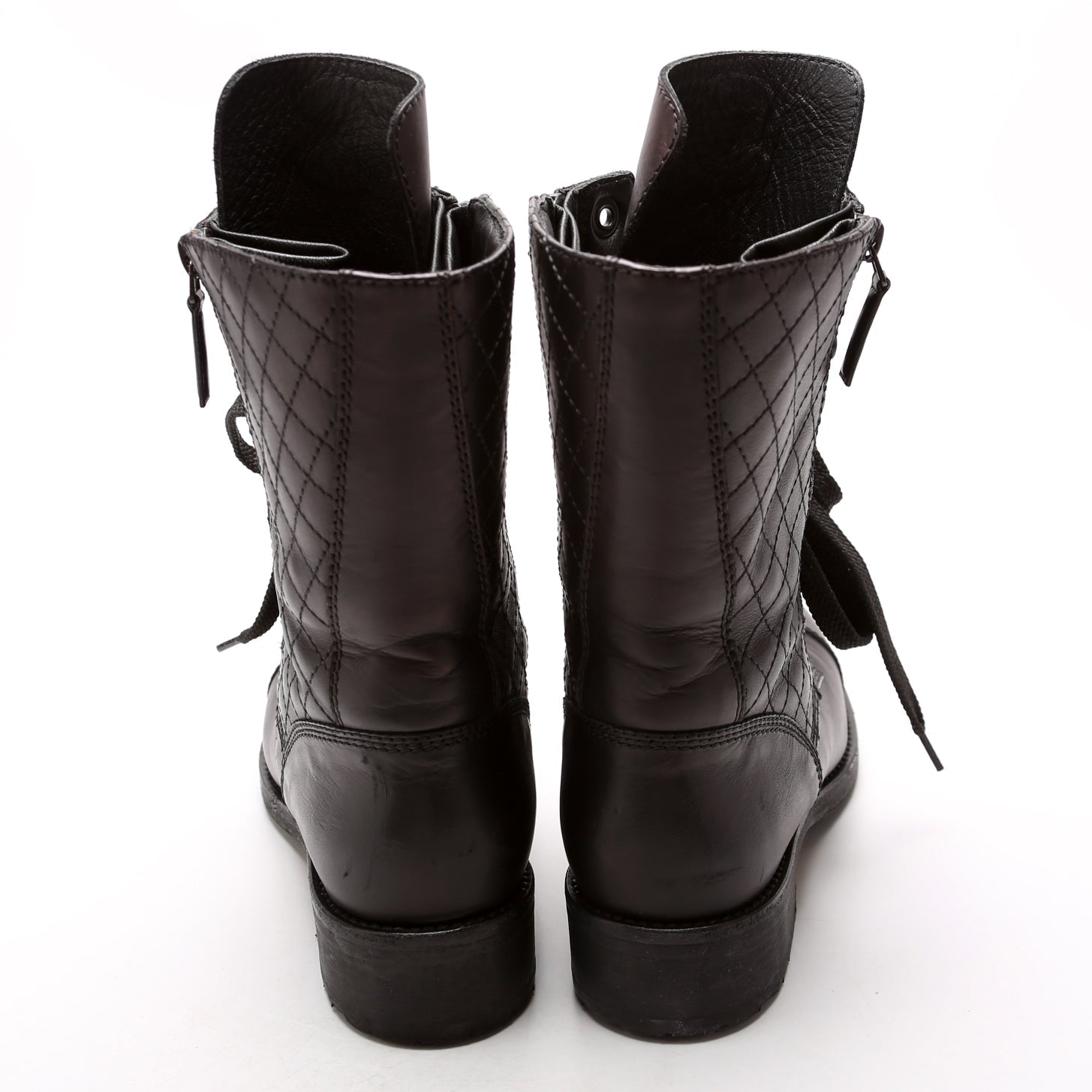 CC Quilted Calfskin Combat Boots Size 39 Black