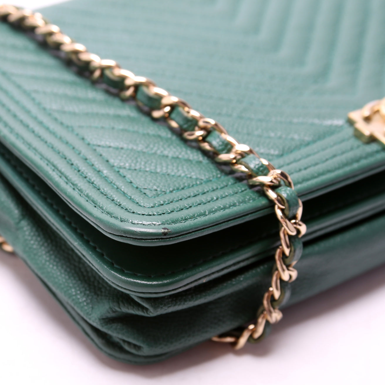 Wallet On Chain Boy Chevron Caviar Leather Green
