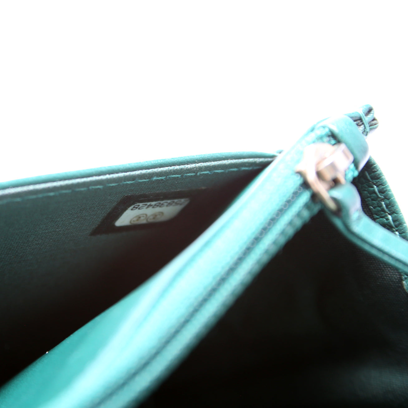 Wallet On Chain Boy Chevron Caviar Leather Green