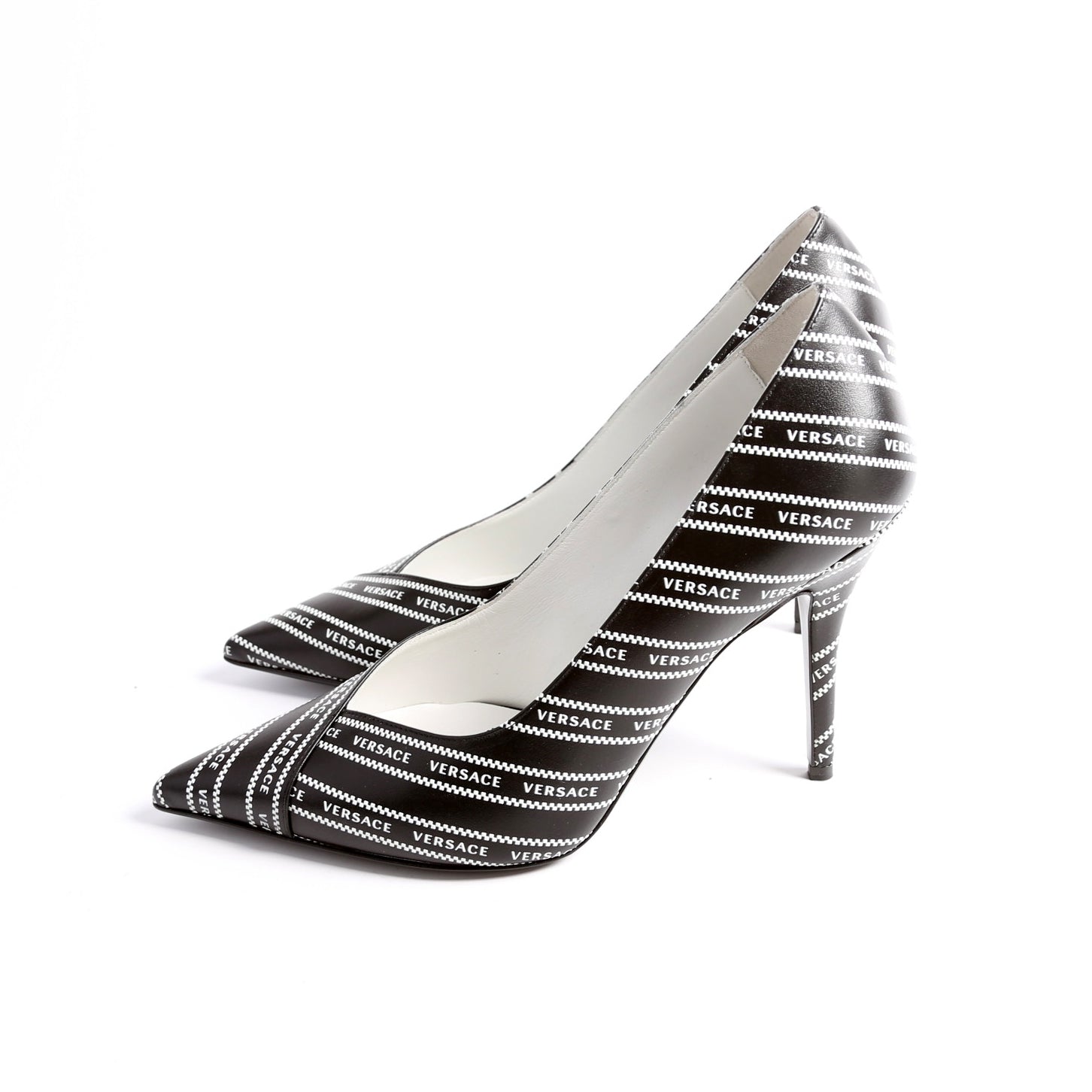 Logo Pointed Toe Pumps Size 39 Black