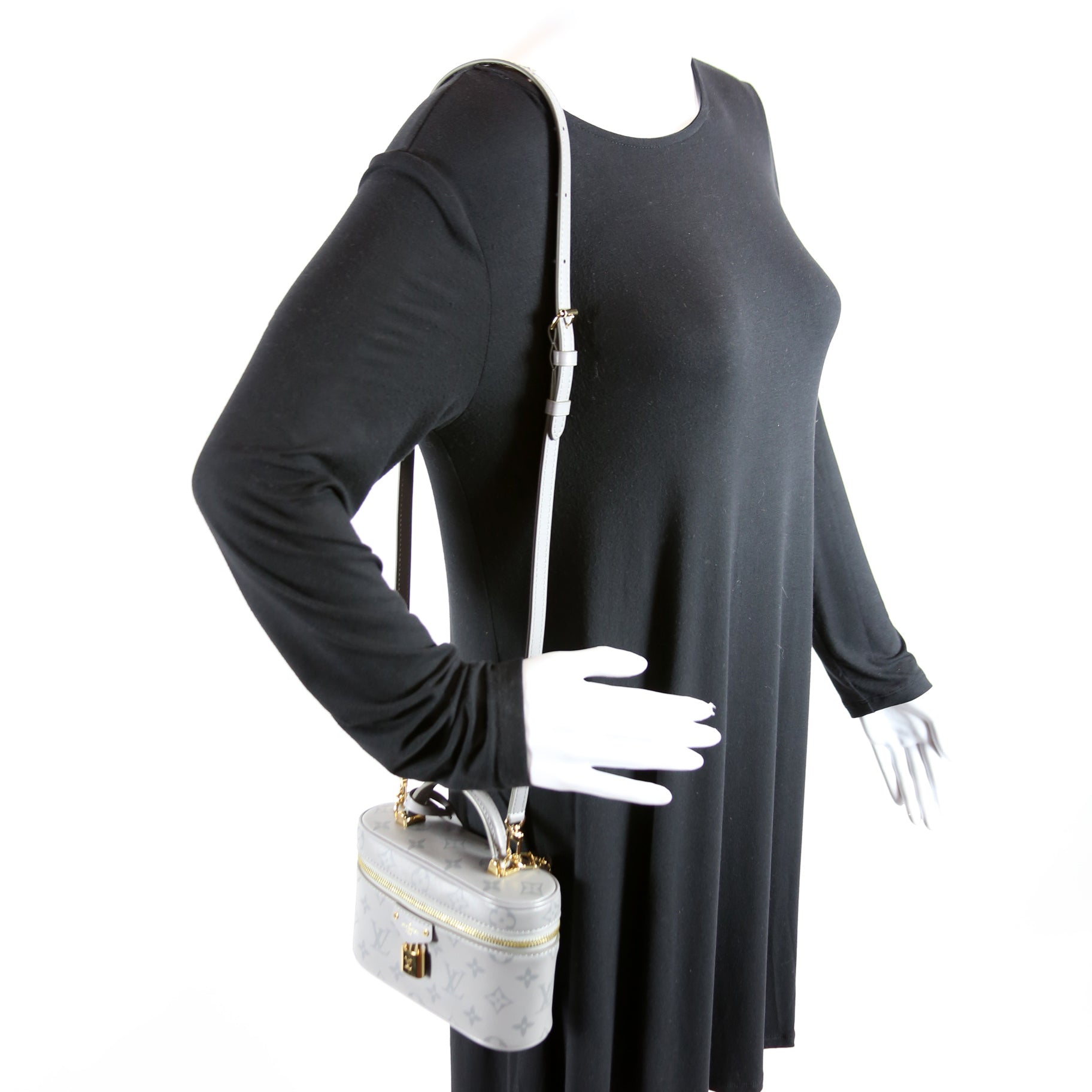 Vanity Chain Pouch Calfskin Monogram Grey
