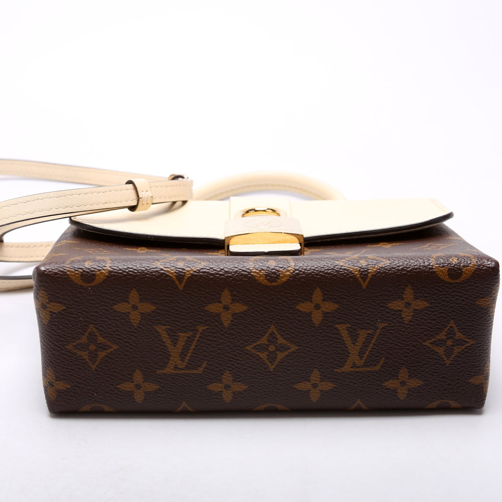 Locky BB Monogram Cream