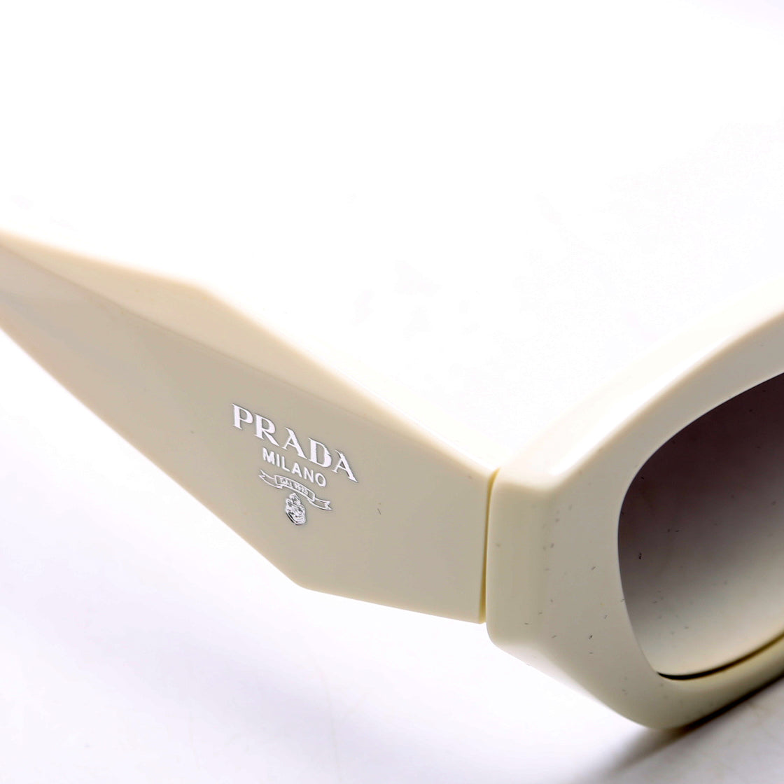 SPR07Y-F Acetate Symbole Sunglasses White
