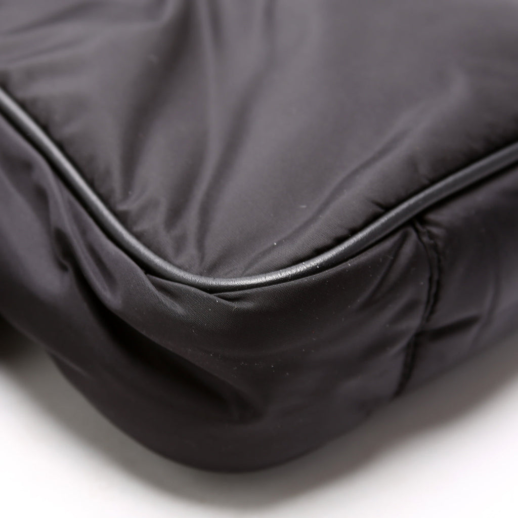 SAINT LAURENT Le 5 A7 Econyl Hobo Black
