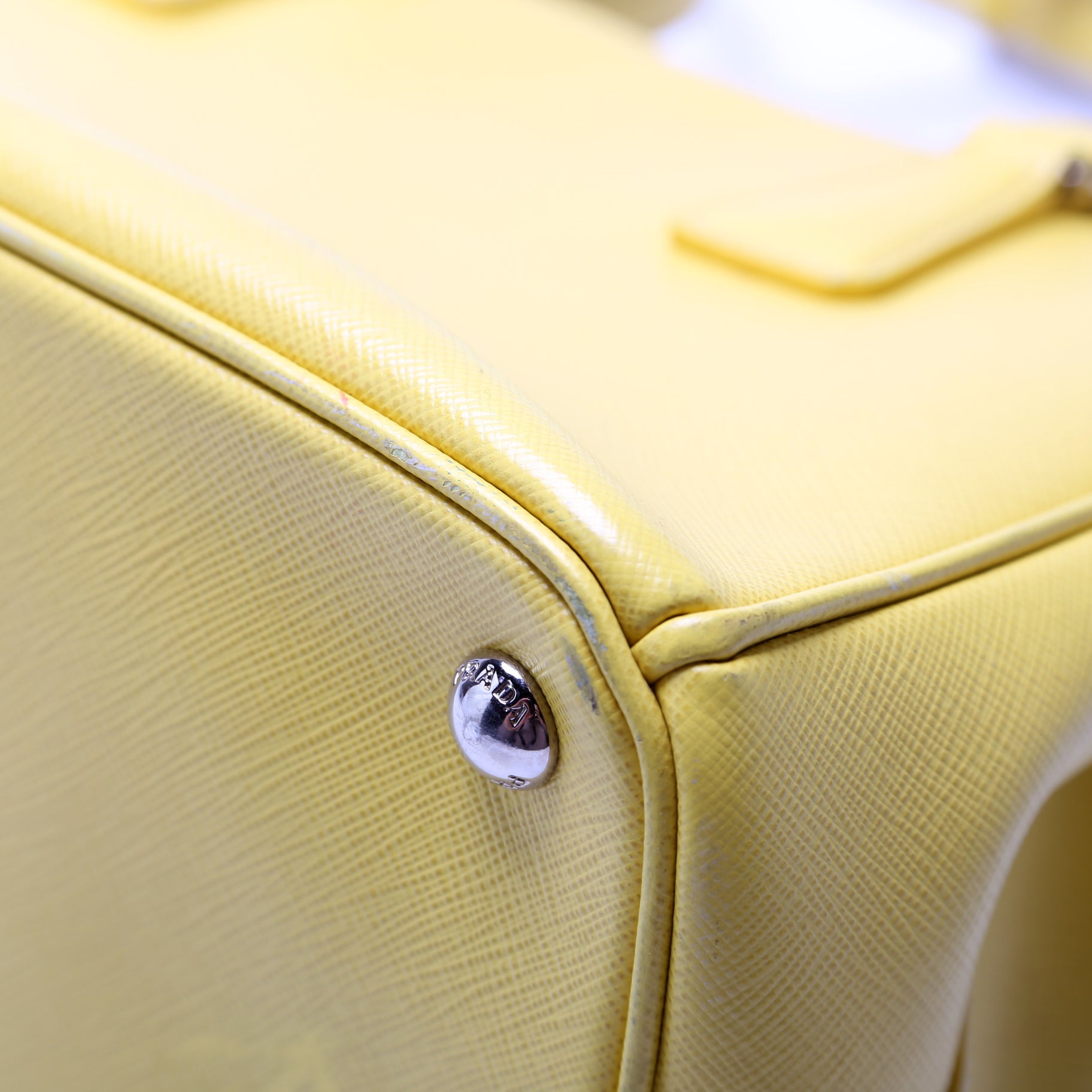 Saffiano Galleria Small Yellow