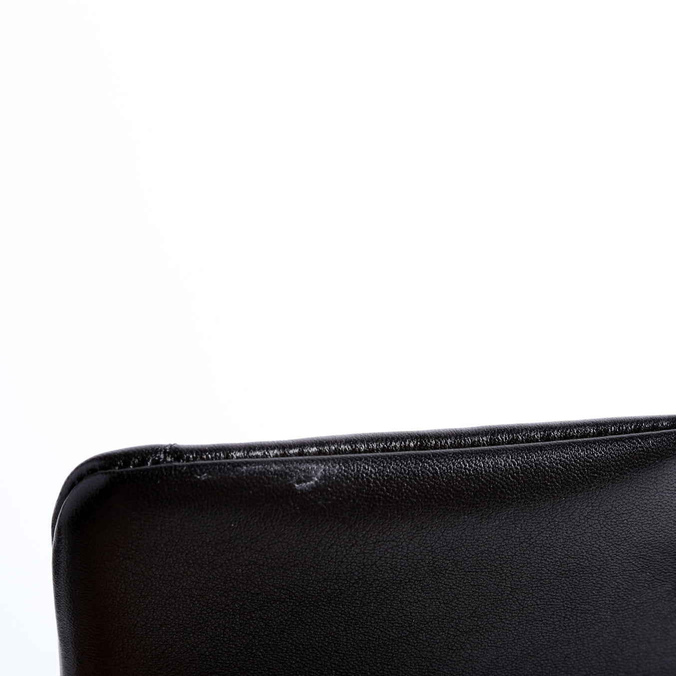 Quilted Goatskin 19 Medium Flap RFID Black
