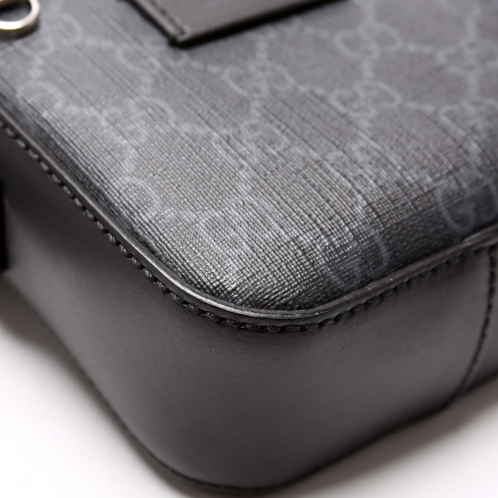 598103 GG Supreme Messenger Black