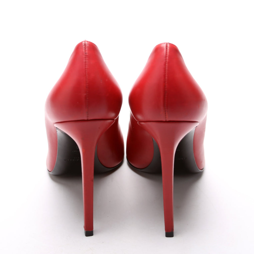 Studded Pointed Toe Pumps Size 40 Red