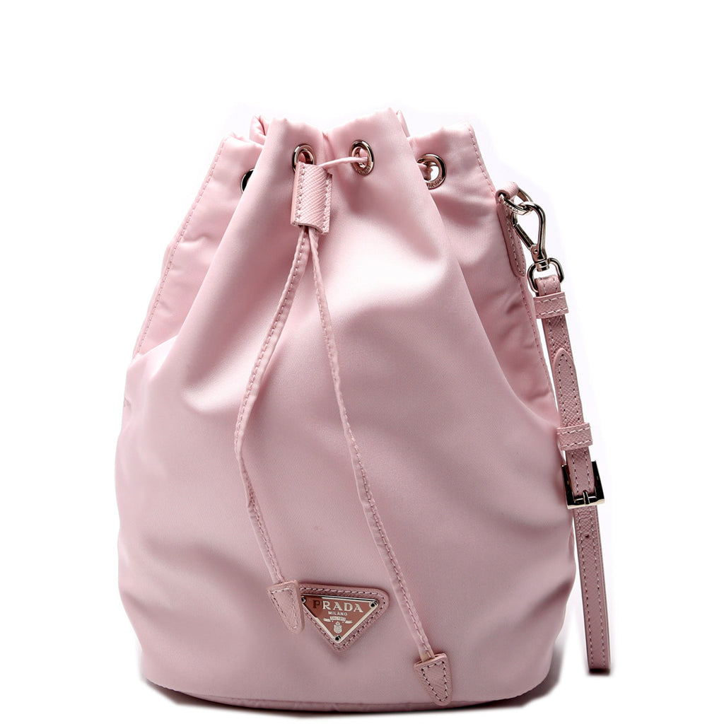 1NE369 Re-Nylon Drawstring Pouch Pink
